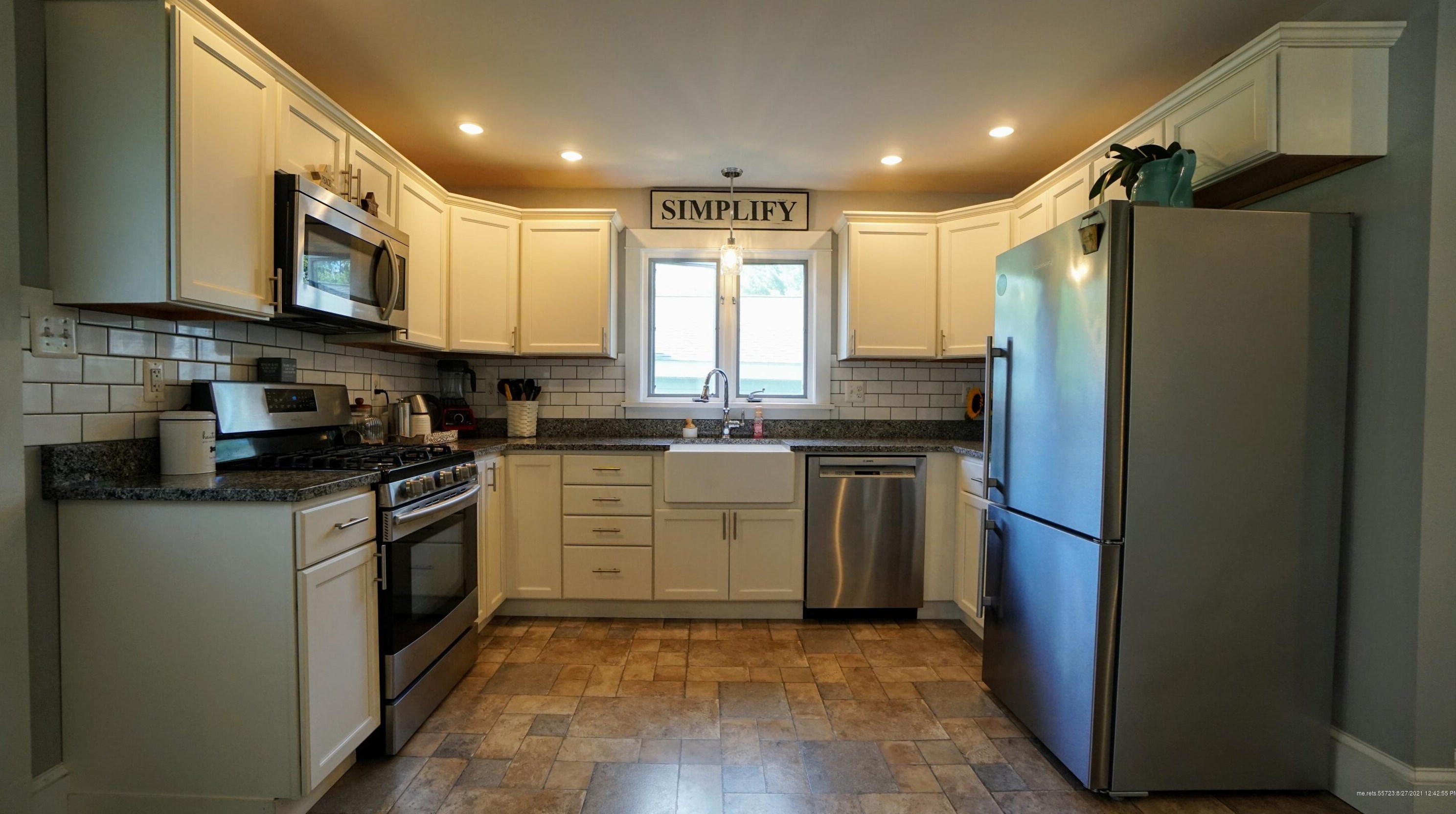 13 Cushman Rd, Waterville, ME 04901