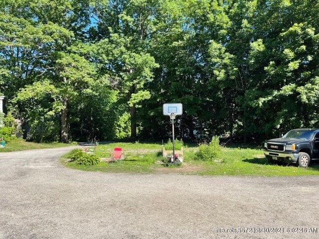 43 Dutton Hill Rd, Windham, ME 04062 exterior