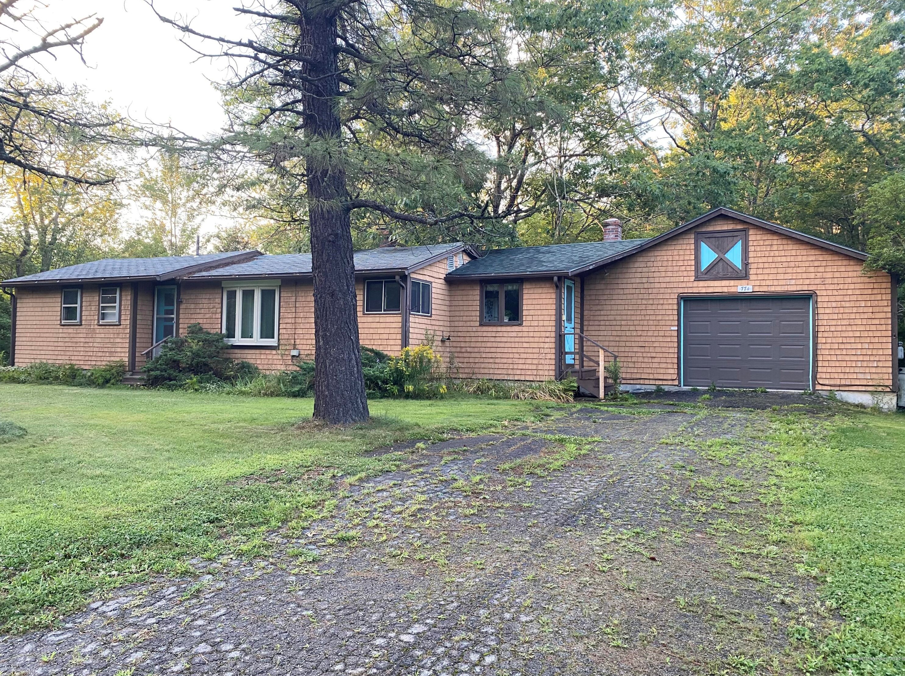 774 Brewer Lake Rd, Orrington, ME 04474