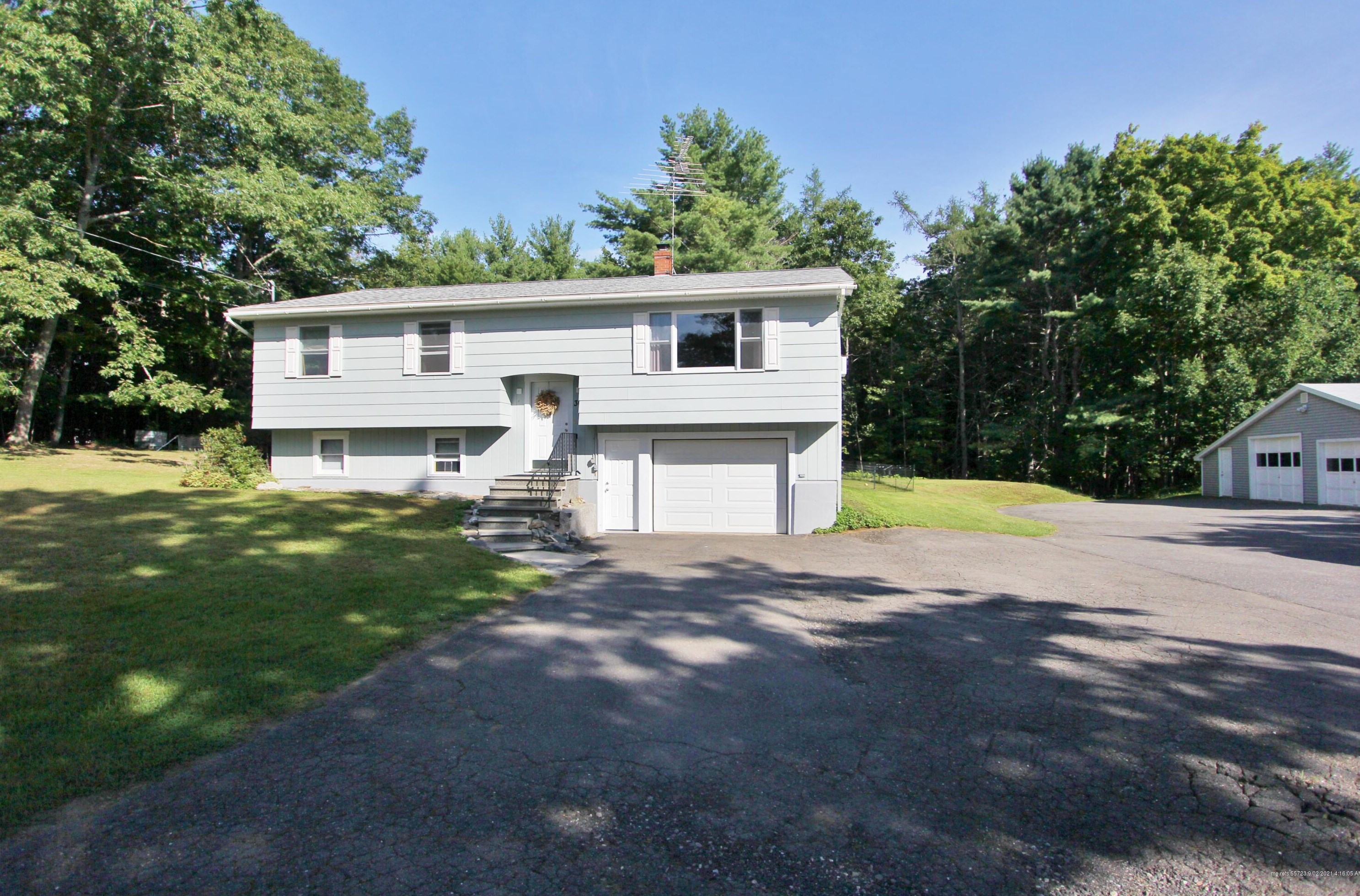 308 Hudson Rd, Corinth, ME 04427
