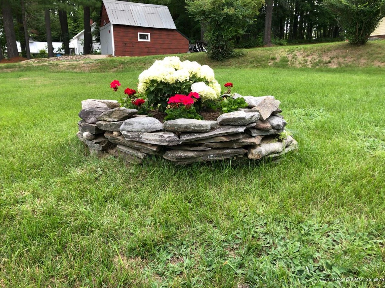 371 E E Andover Rd, Andover, ME 04216