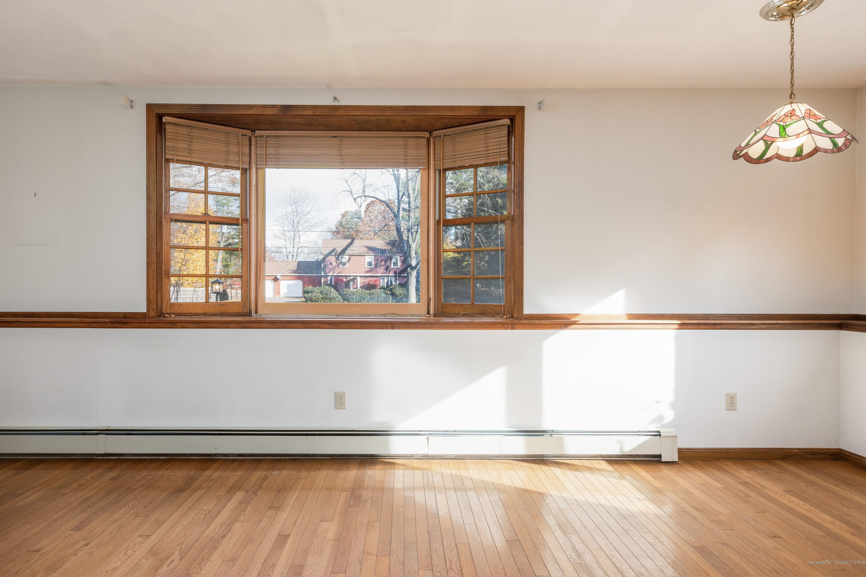 5 Whitworth Dr, Portland ME 04106-6547 exterior