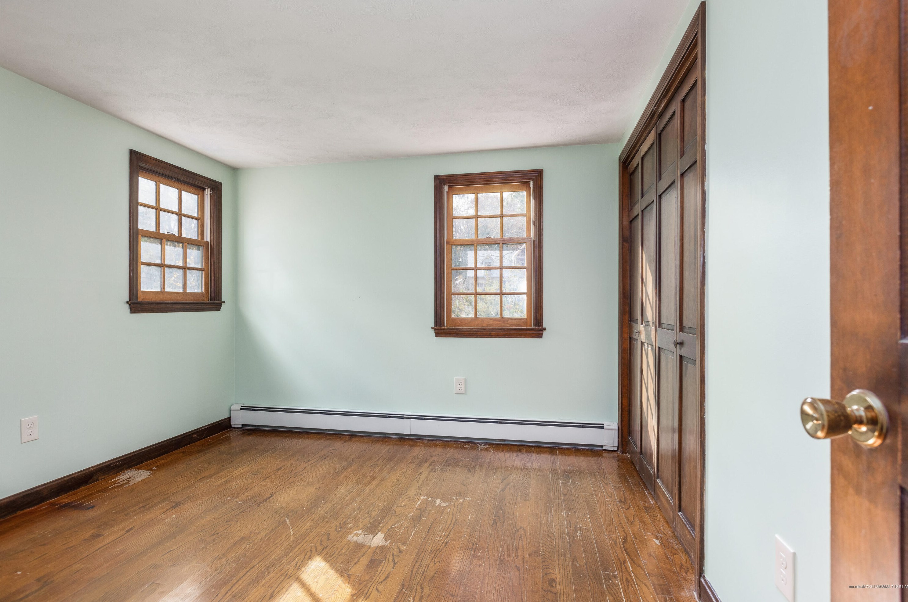 5 Whitworth Dr, Portland ME 04106-6547 exterior