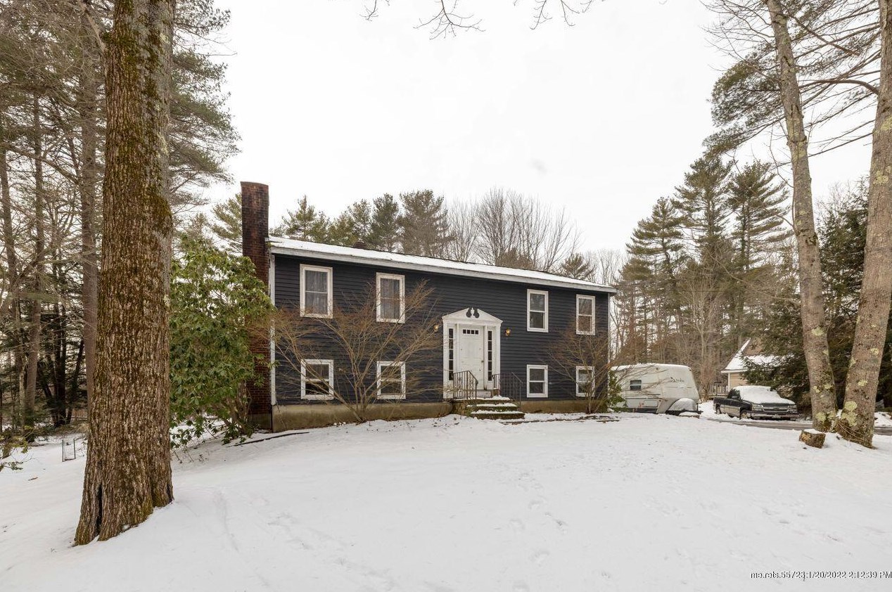 9 Birch Rd, Kennebunk, ME 04043-7134
