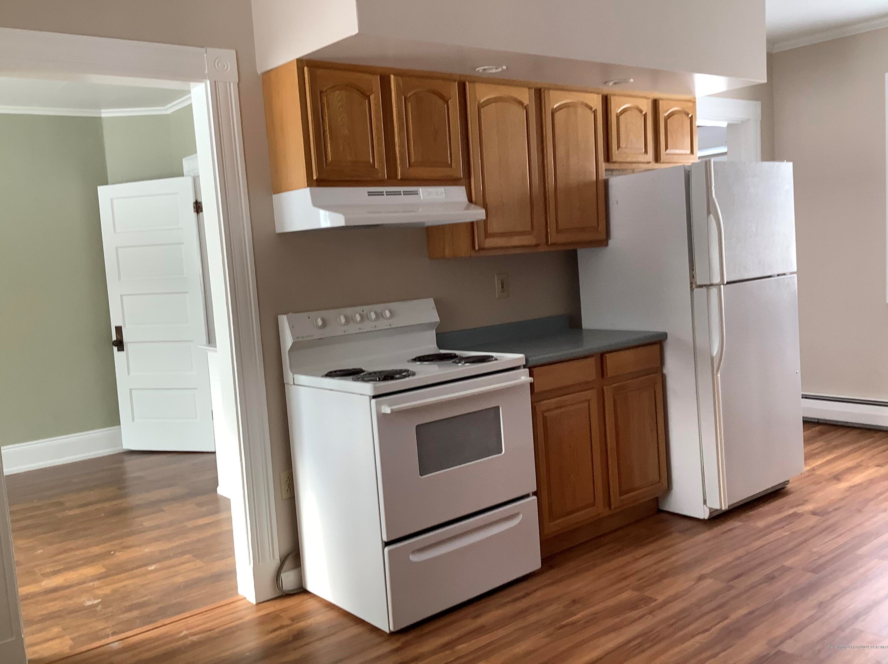 4 Pleasant St, Mars Hill, ME 04758