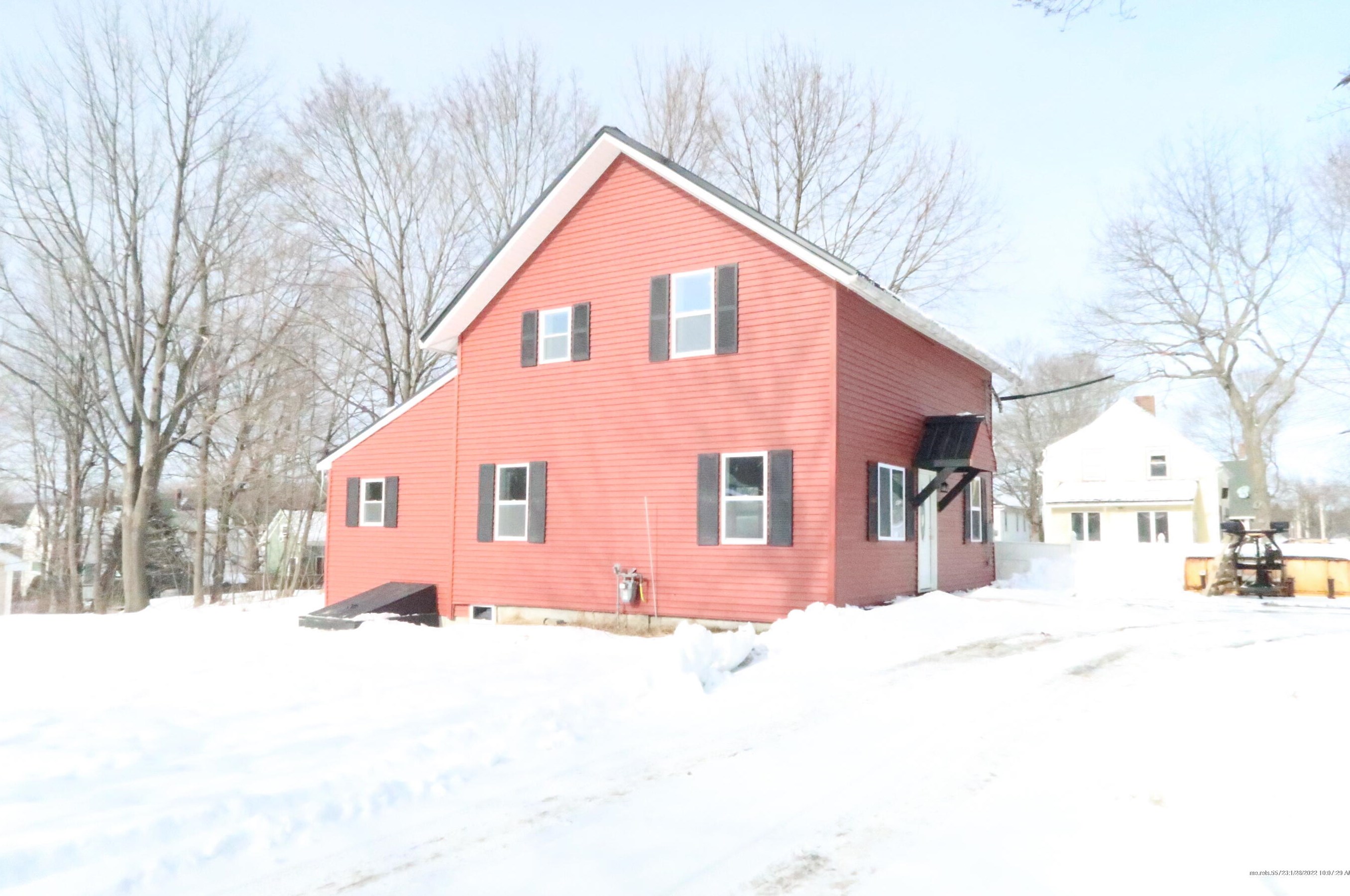 17 Murray St, Augusta, ME 04330