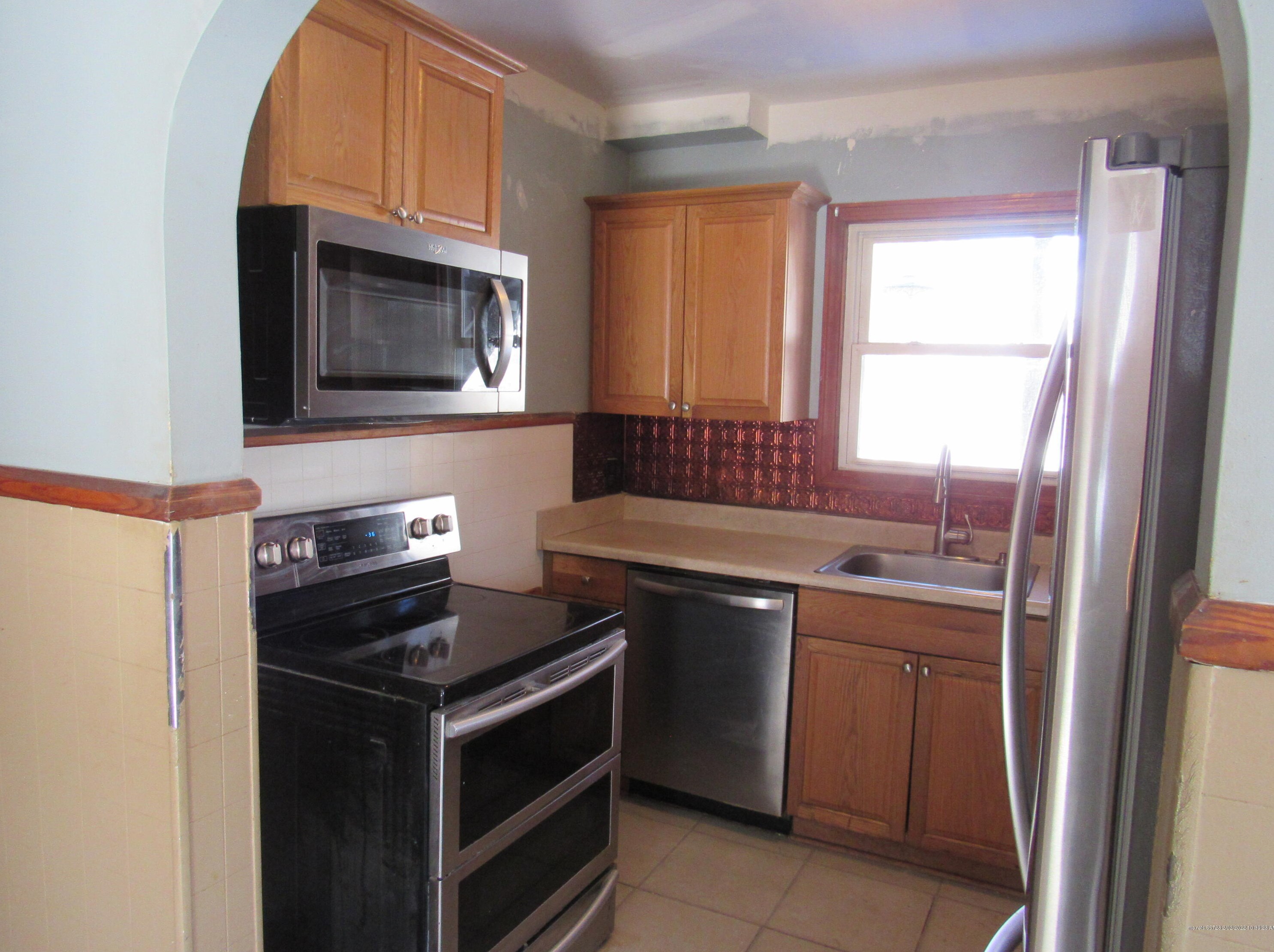 250 Webster St, Lewiston, ME 04240