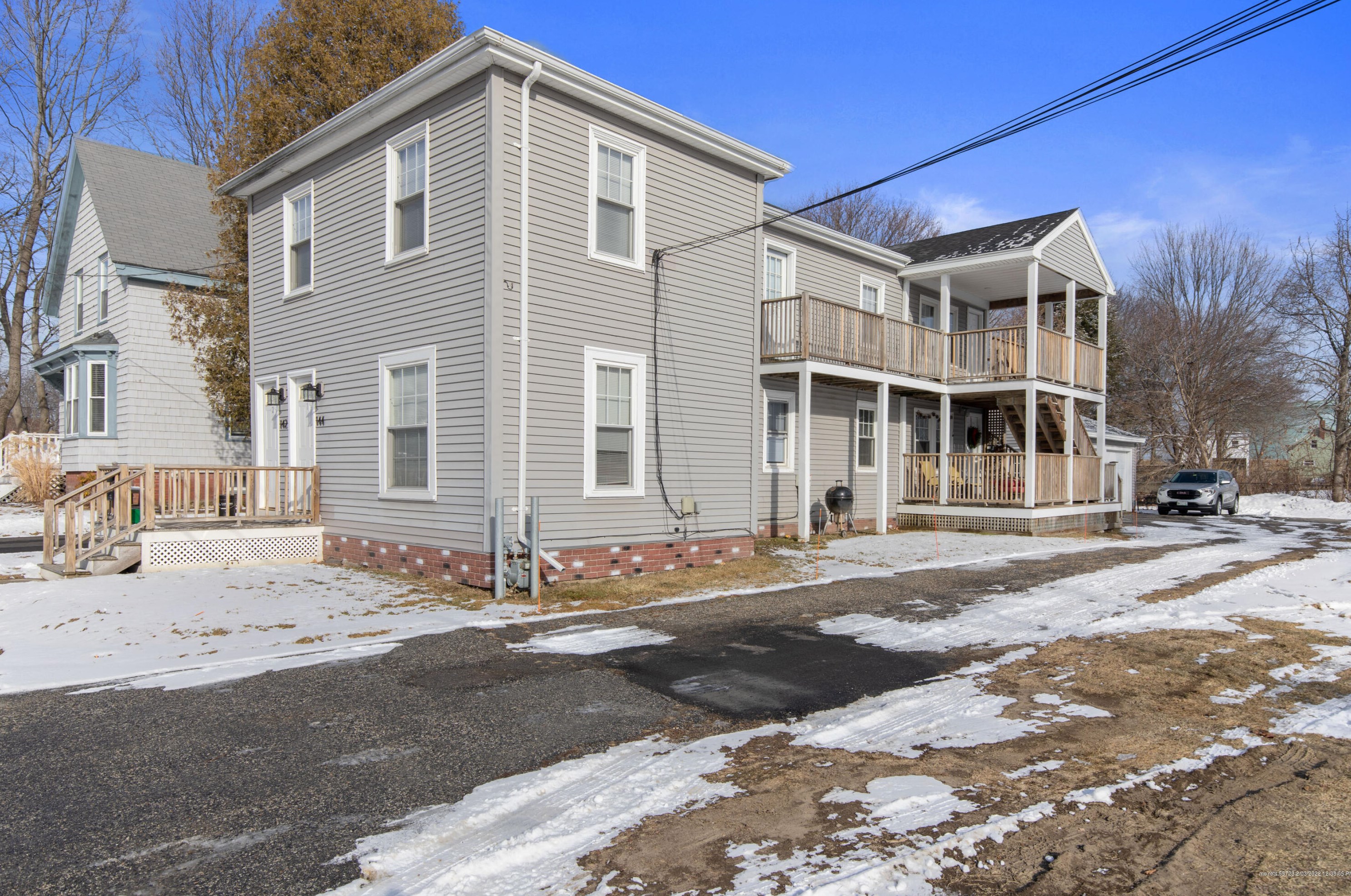 142-144 Stanford St, Portland, ME 04106