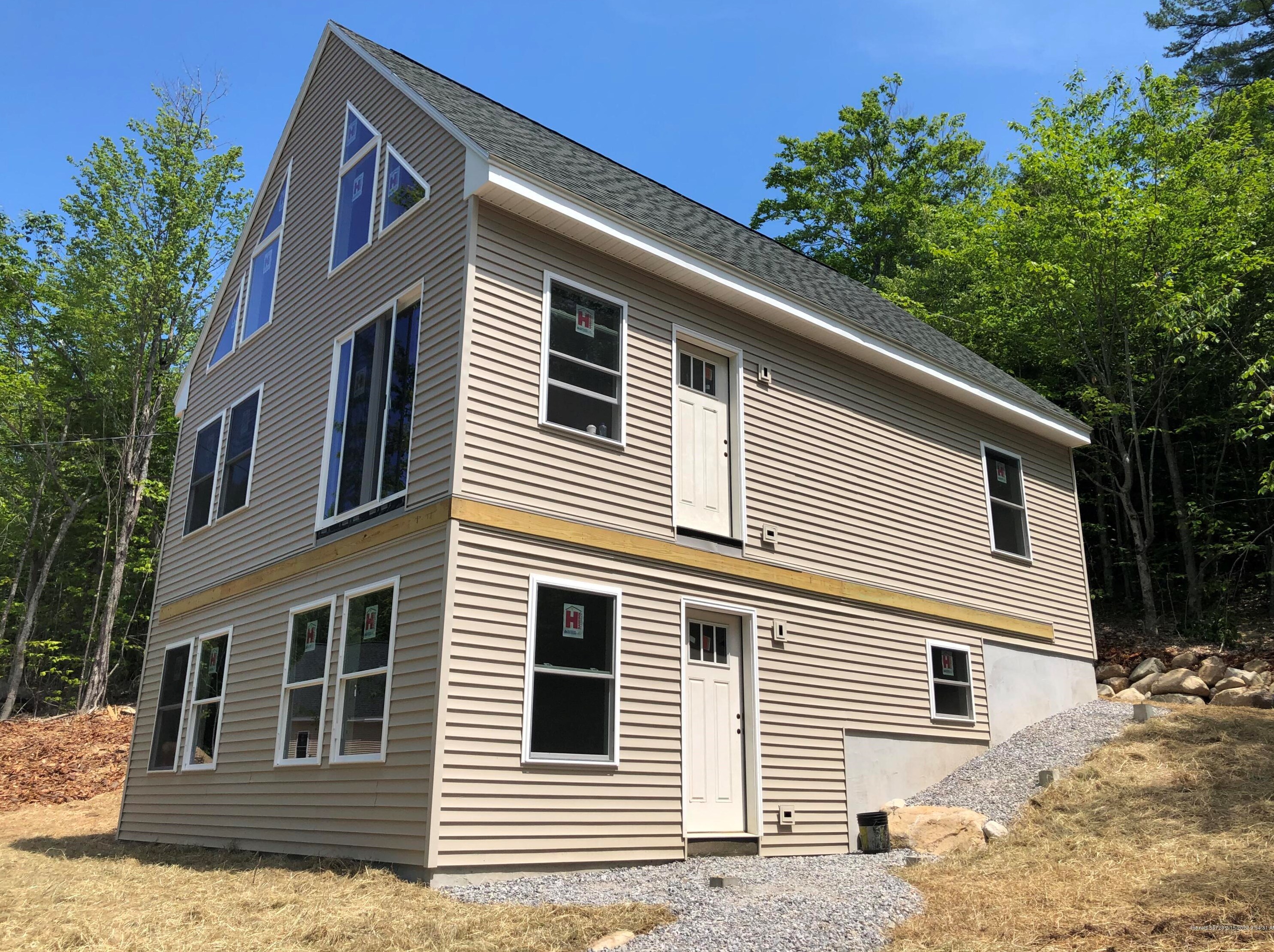 13-007A Cape Monday Rd, Harrison, ME 04040 exterior