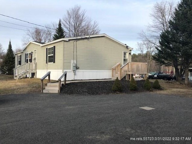 45 Gregory Dr, Sanford, ME 04073 exterior