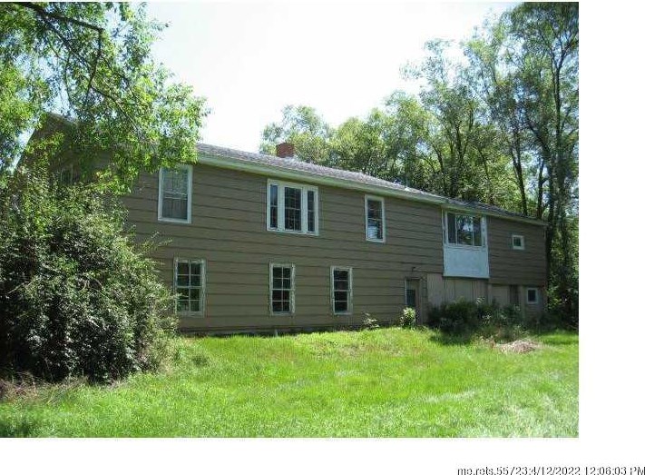 181 Roxbury Rd, Mexico, ME 04257