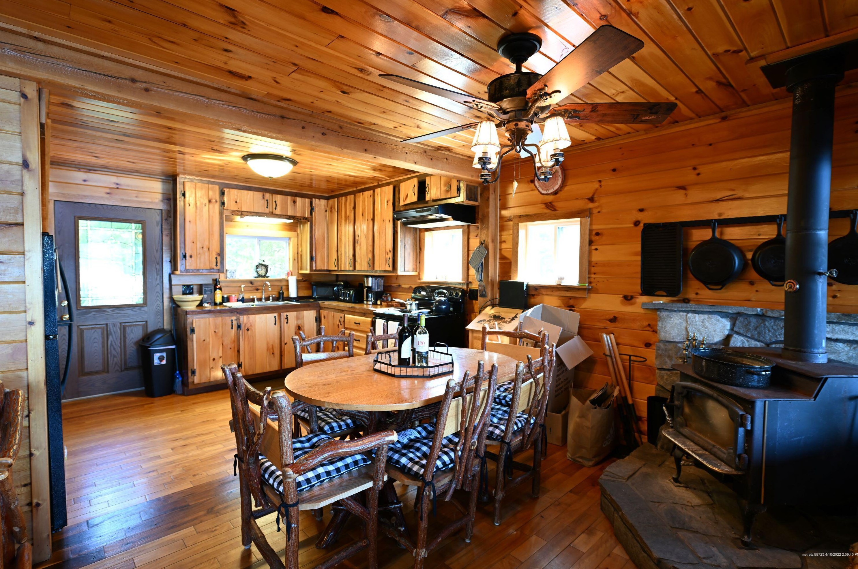 103 Milts Way, Lincoln, ME 04457-4429