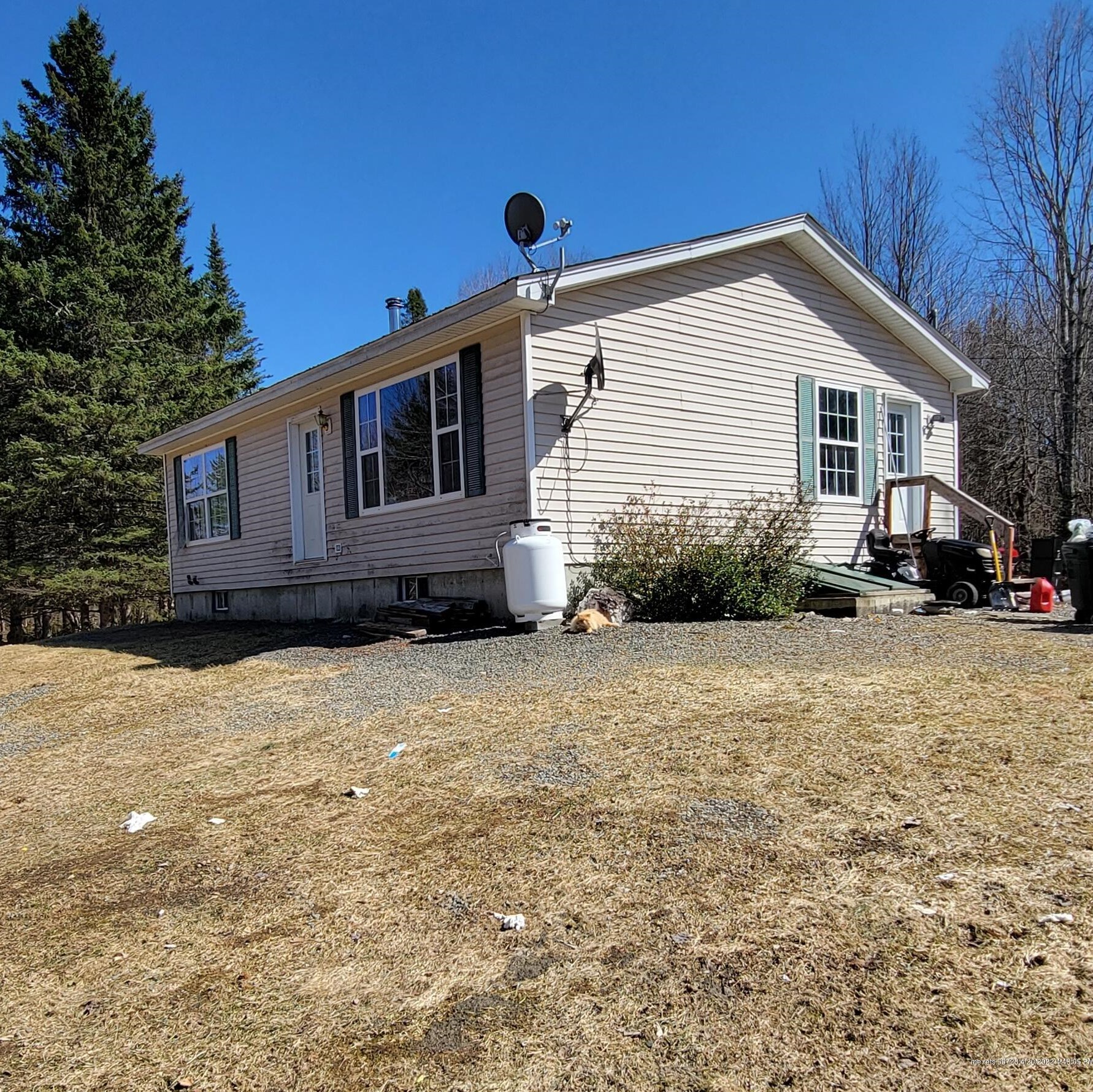 34 Codfish Ridge Rd, Houlton, ME 04730 exterior