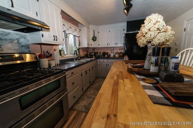 209 Libby Rd, Casco, ME 04015-4322