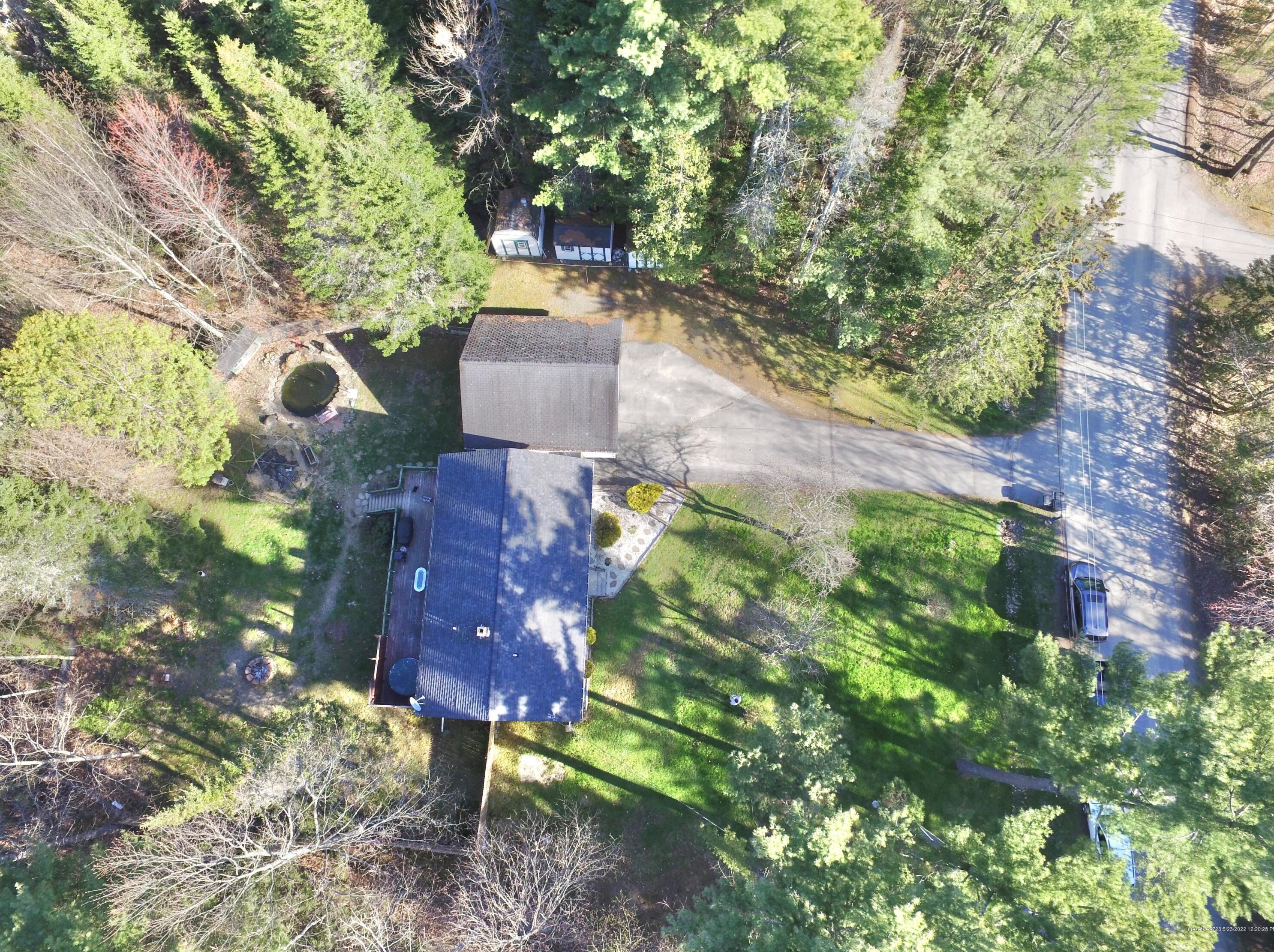 31 Pine Grove Ave, Glenburn, ME 04401 exterior