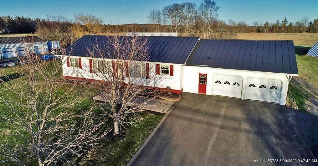 154 Calais Rd, Houlton, ME 04730