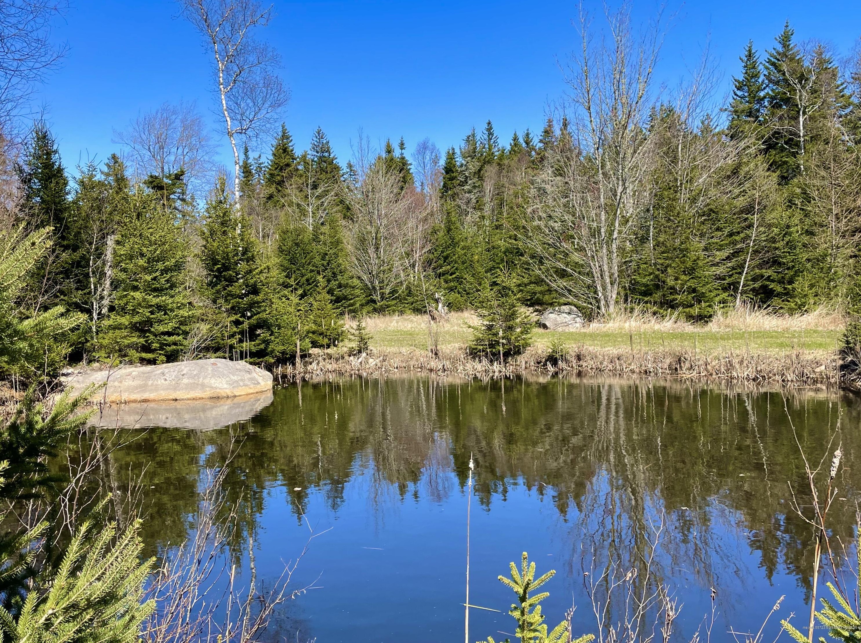 15 Bay State Rd, Vinalhaven, ME 04863