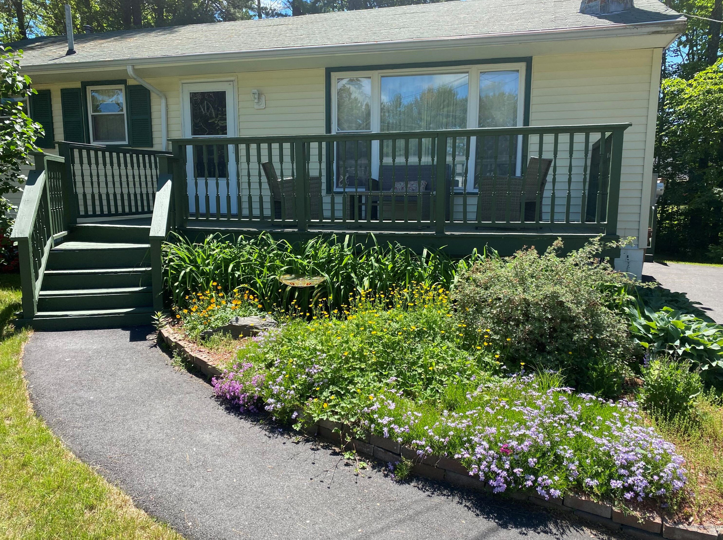 3 Paul Ave, Saco, ME 04072