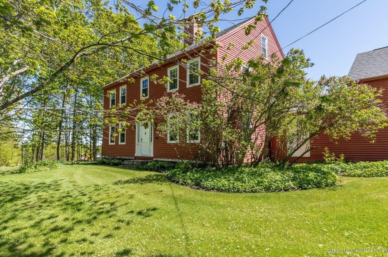 1394 Royalsborough Rd, Durham, ME 04222 exterior