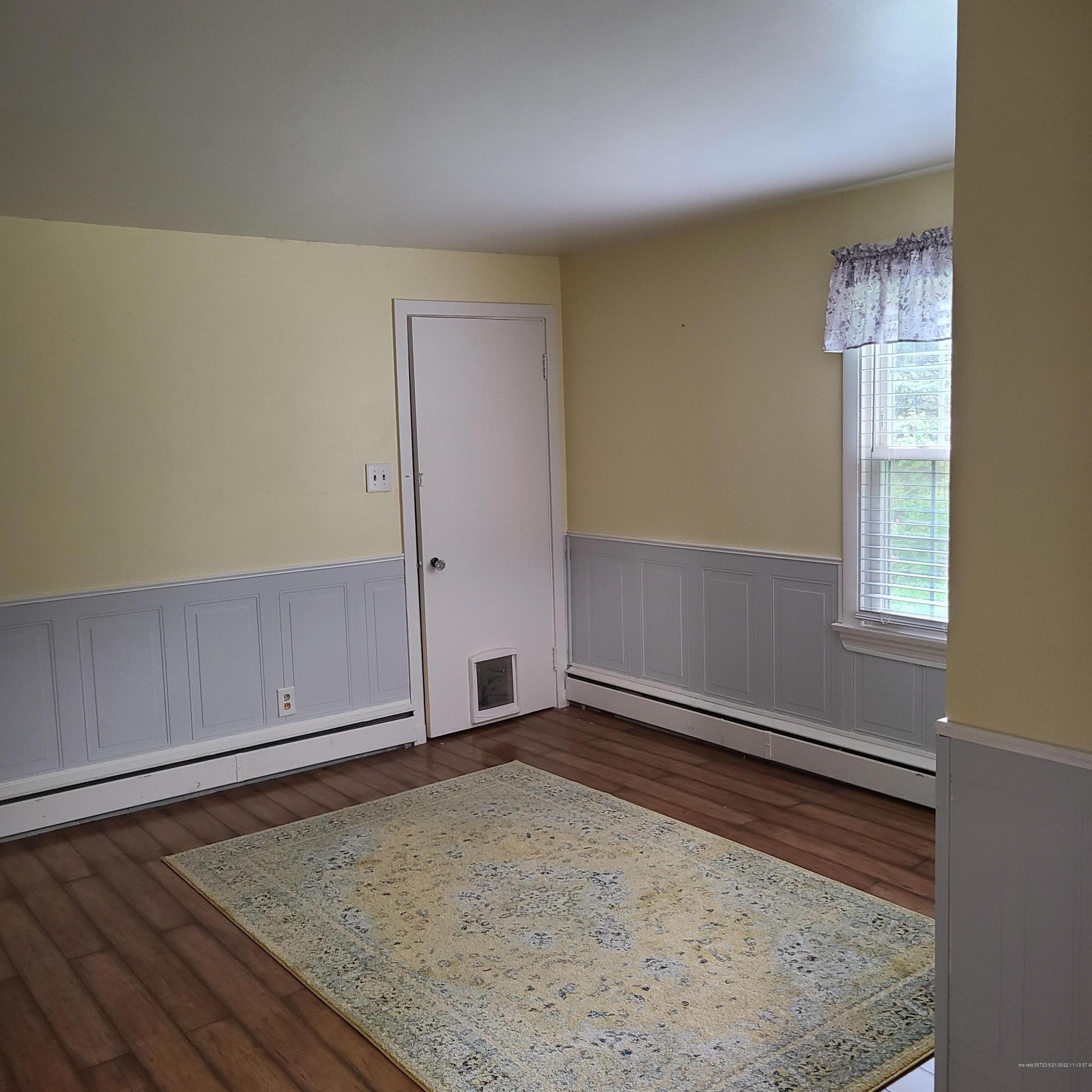 58 Bates St, Auburn ME 04210-6226 exterior