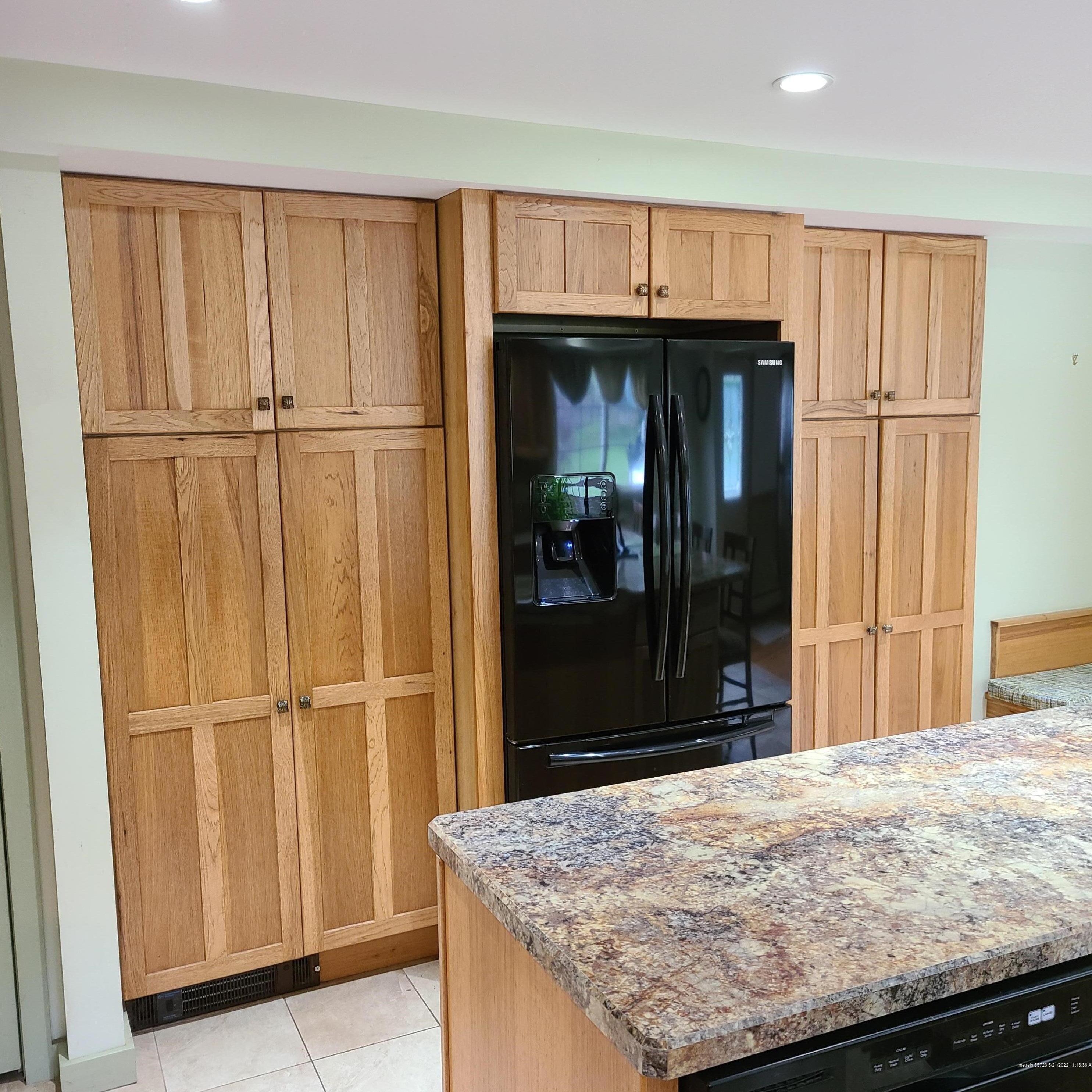58 Bates St, Auburn ME 04210-6226 exterior