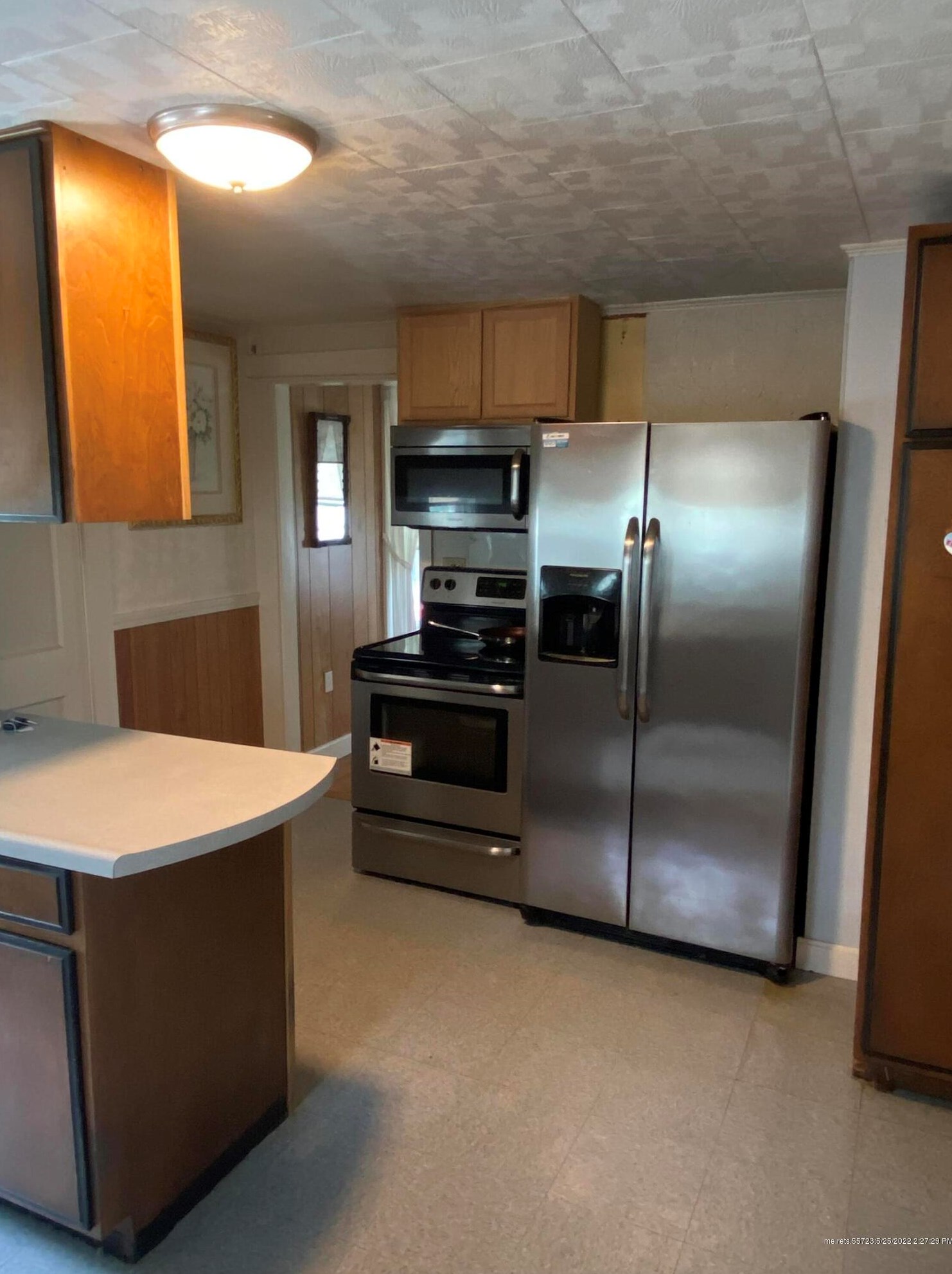 186 Parkview Ave, Bangor, ME 04401