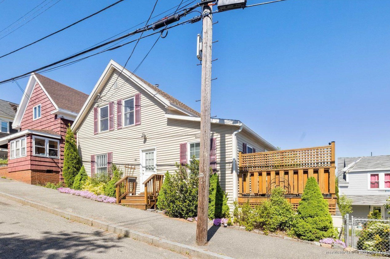 80 Foss St, Biddeford, ME 04005