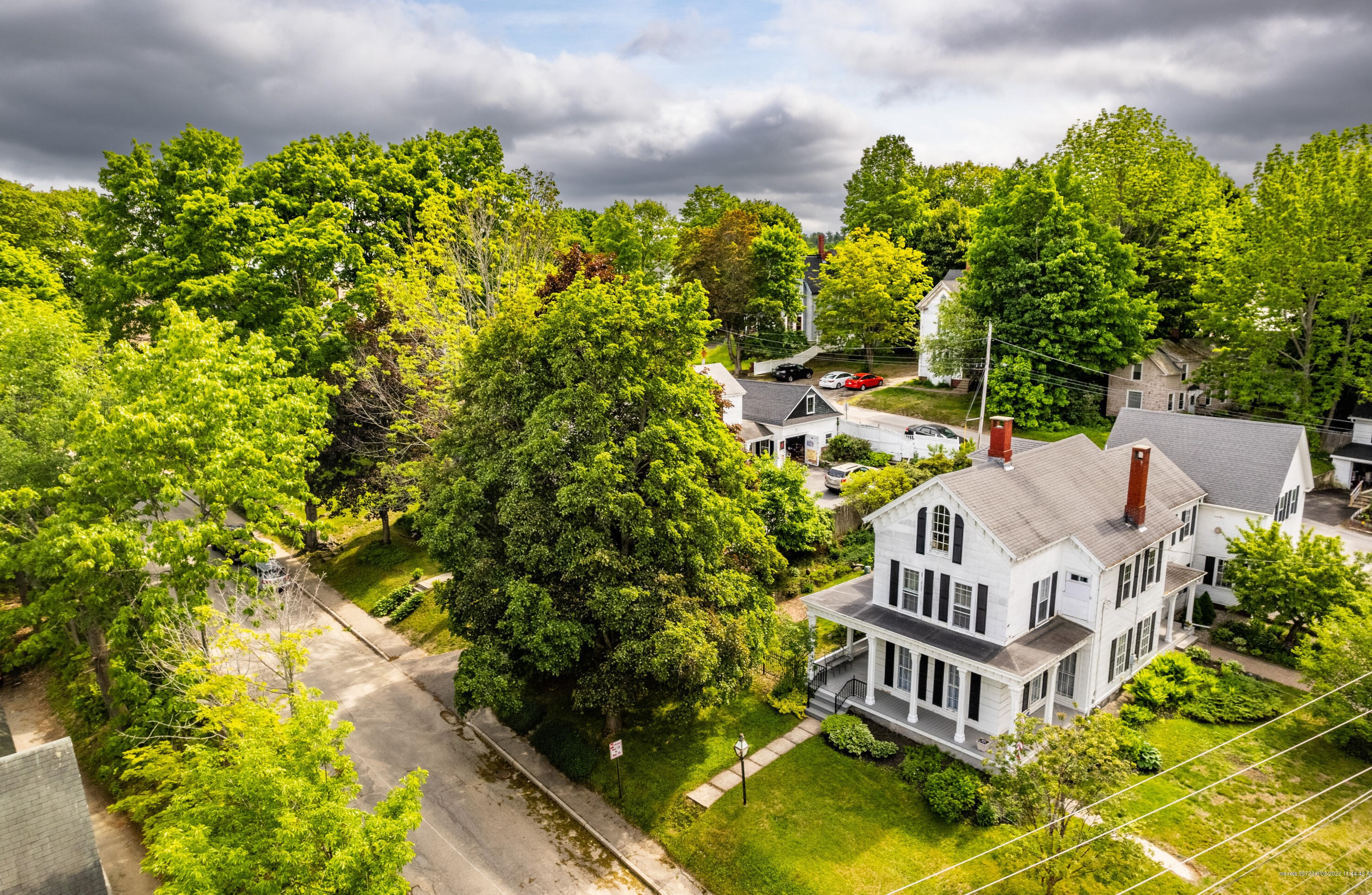 1 Prospect St, Auburn ME  04210-4625 exterior