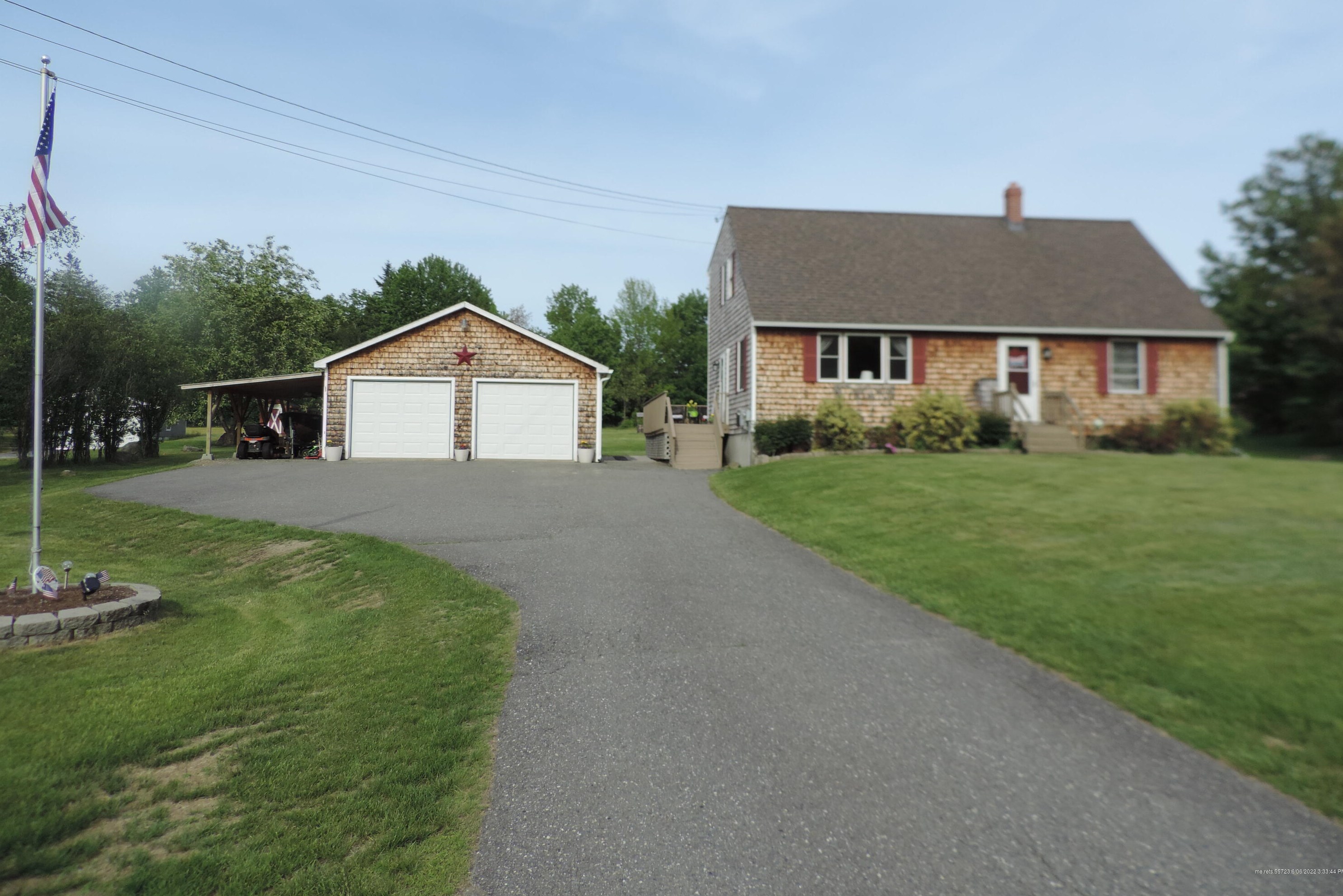 23 Leavitt Ln, Bangor, ME 04401