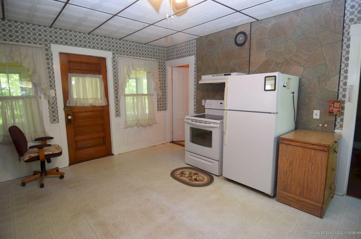 28 Nichols Hill Rd, Concord Township ME  04920-4006 exterior