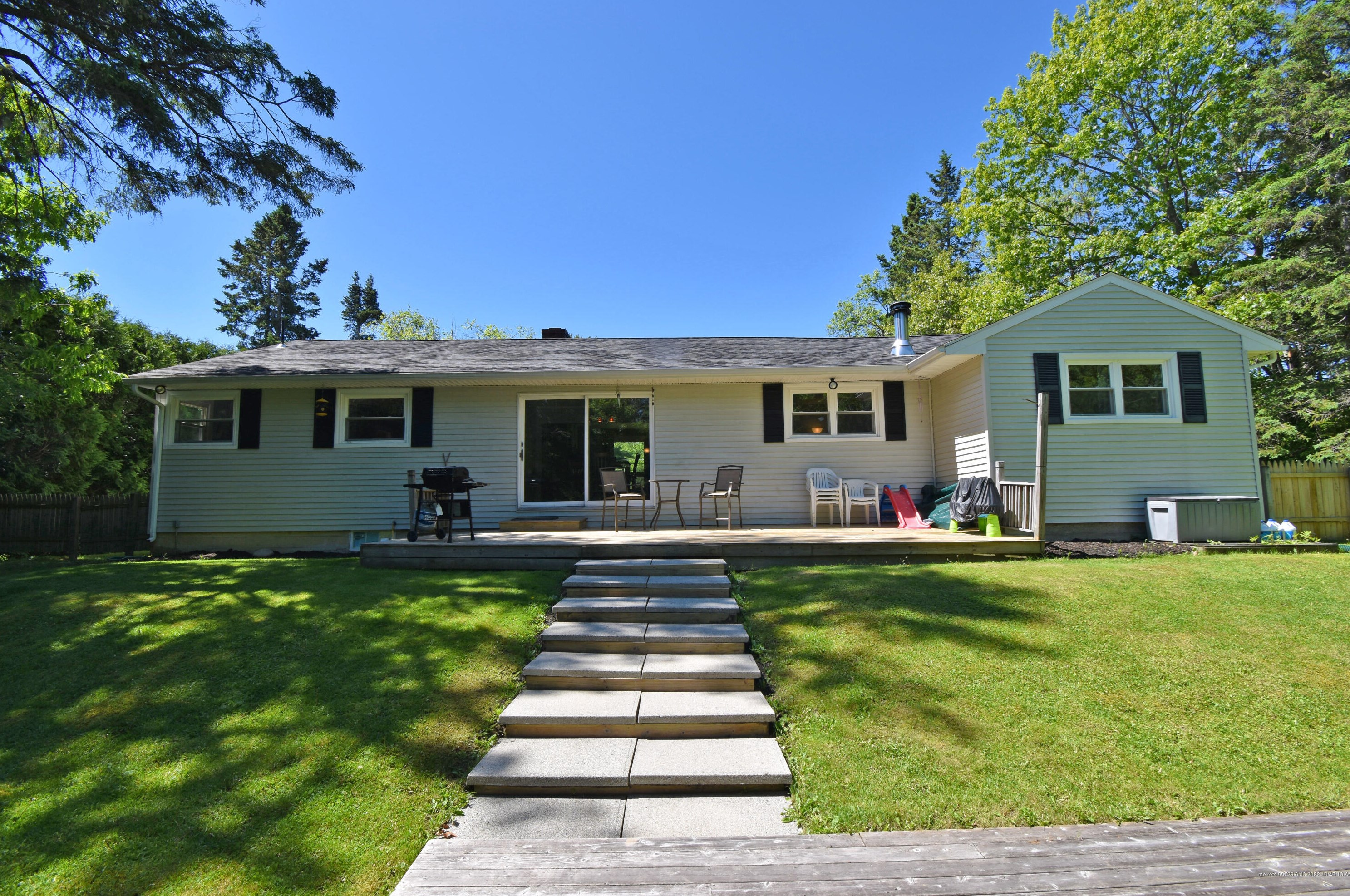 38 Stoneybrook Rd, Newburgh, ME 04444-1623