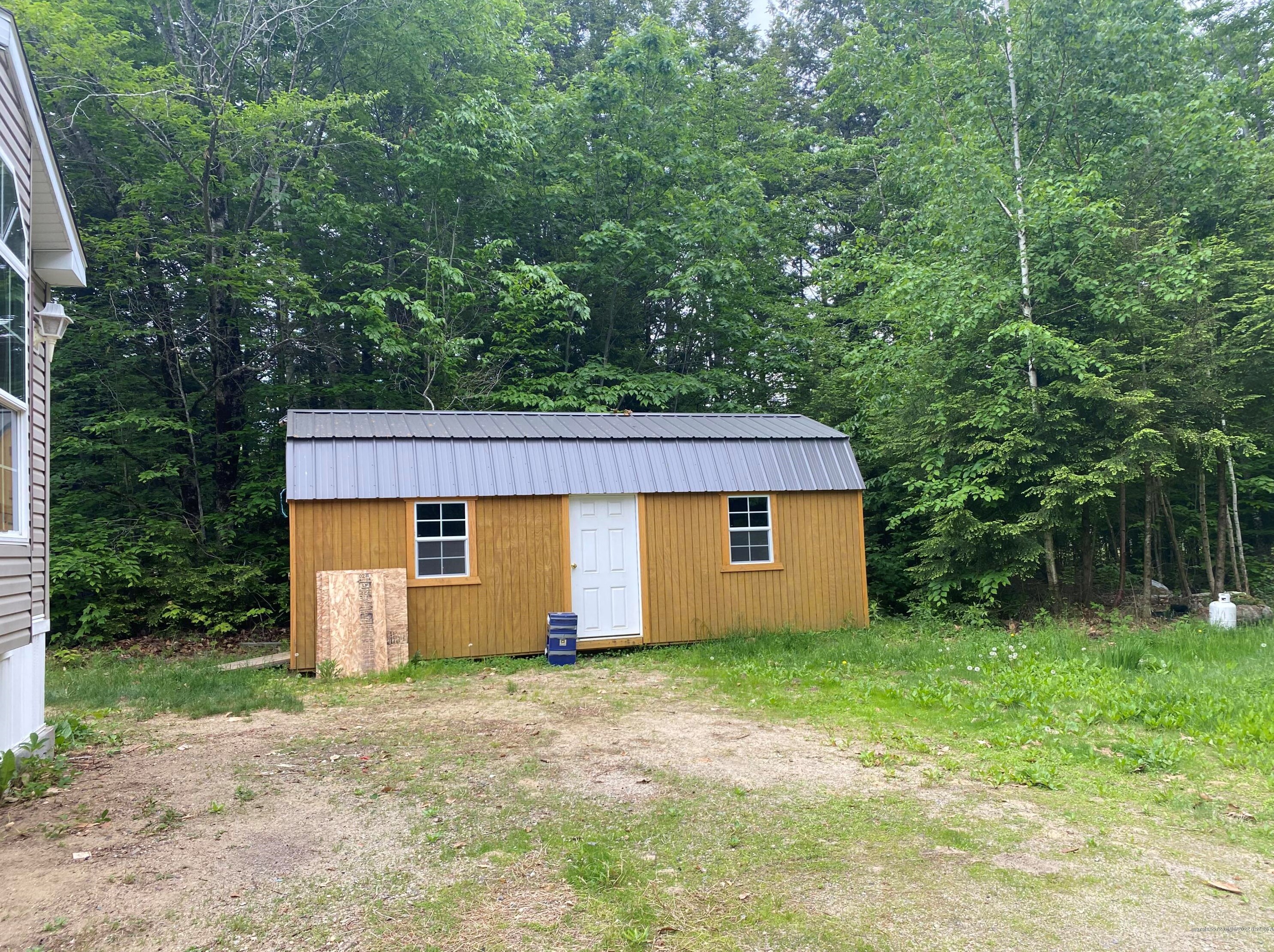 34 Vail Rd, Buxton, ME 04093 exterior