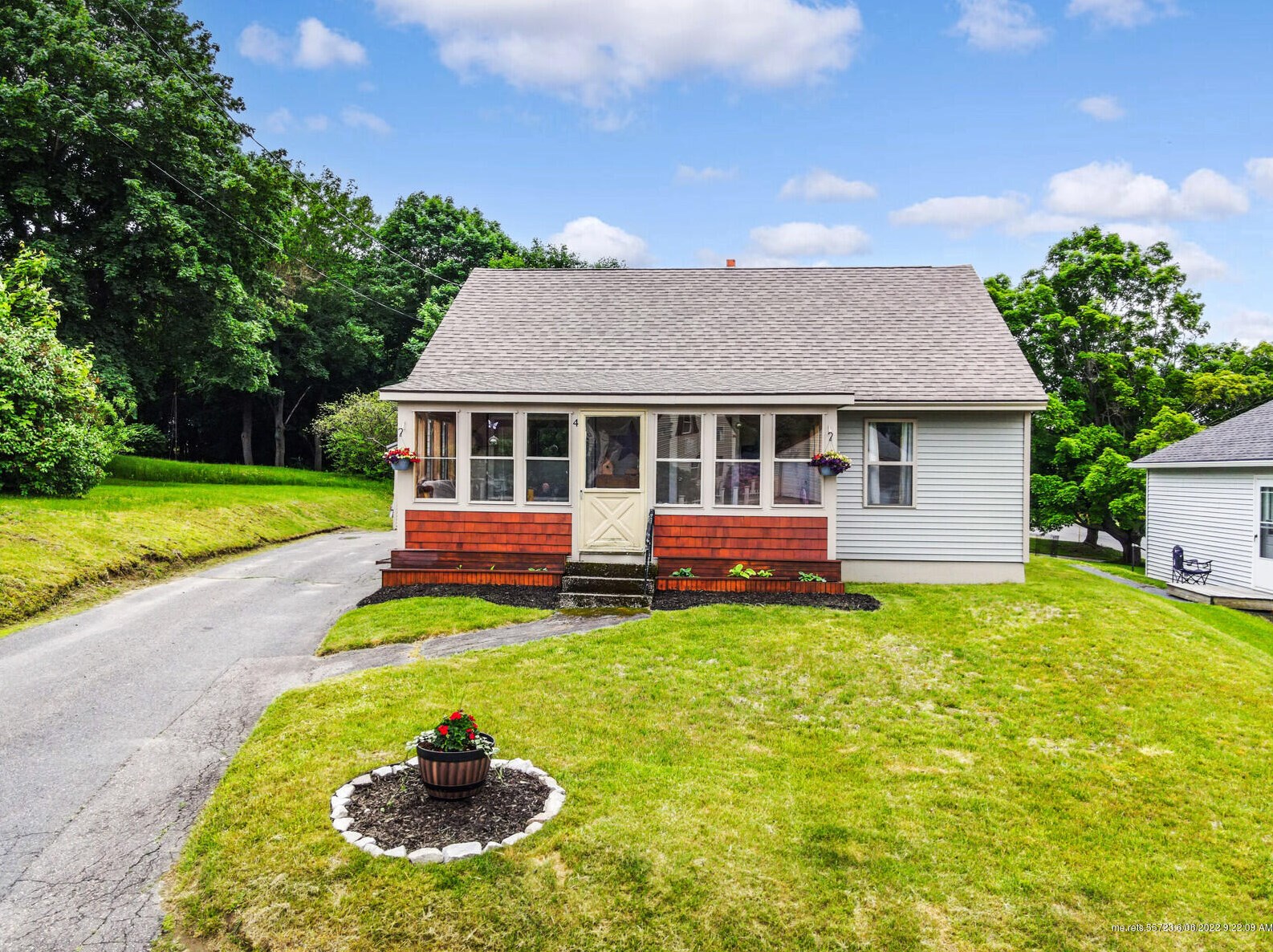 4 Cummings Ave, Augusta, ME 04330