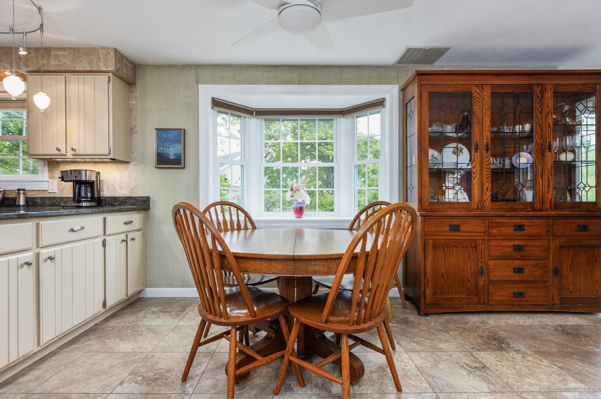 18 Bay View Dr, Portland ME 04103-4519 exterior