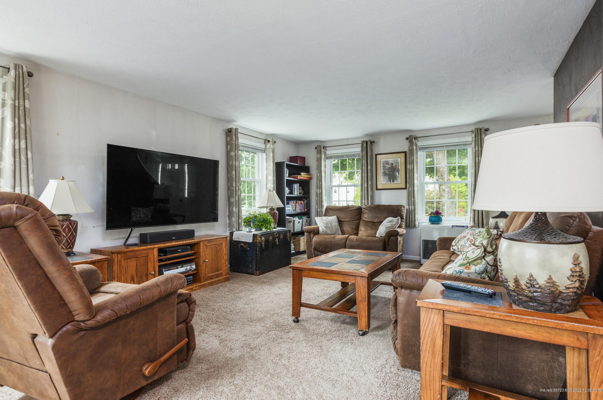 18 Bay View Dr, Portland ME 04103-4519 exterior