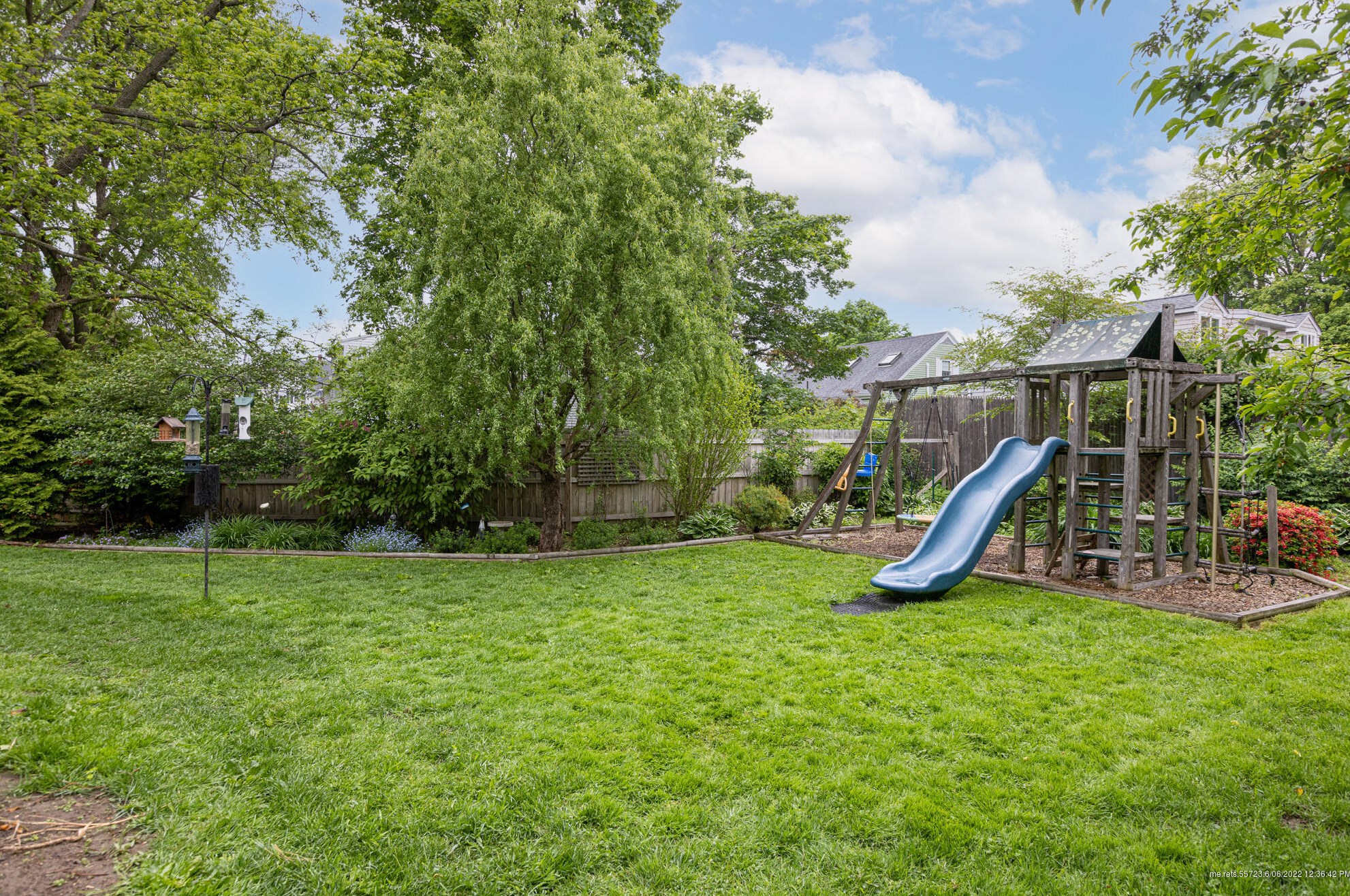 18 Bay View Dr, Portland ME 04103-4519 exterior