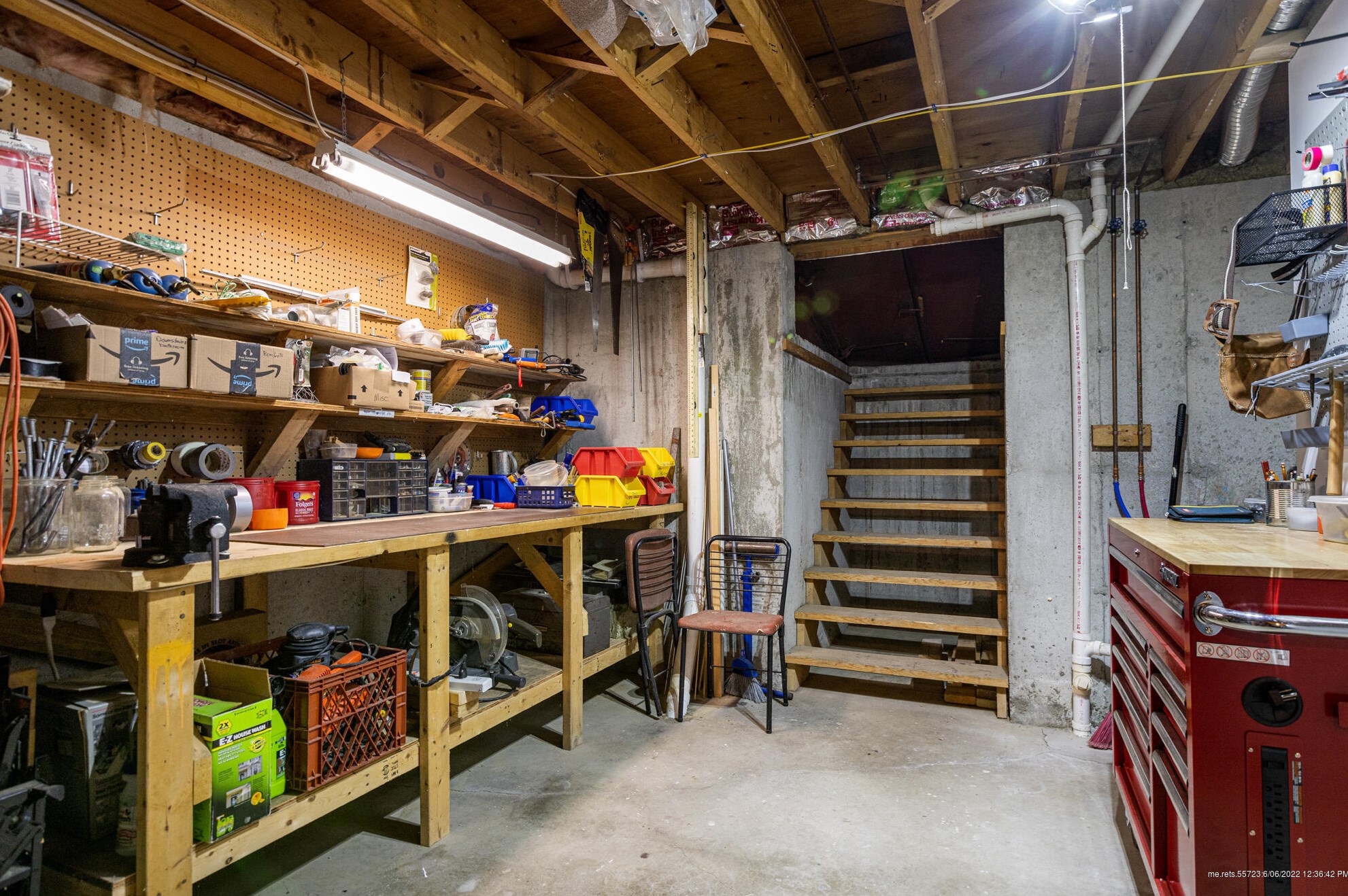 18 Bay View Dr, Portland ME 04103-4519 exterior