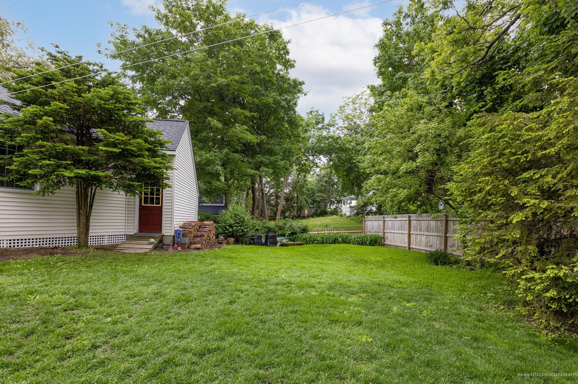 18 Bay View Dr, Portland ME 04103-4519 exterior