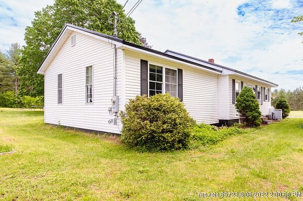 343 River Rd, Madison, ME 04950
