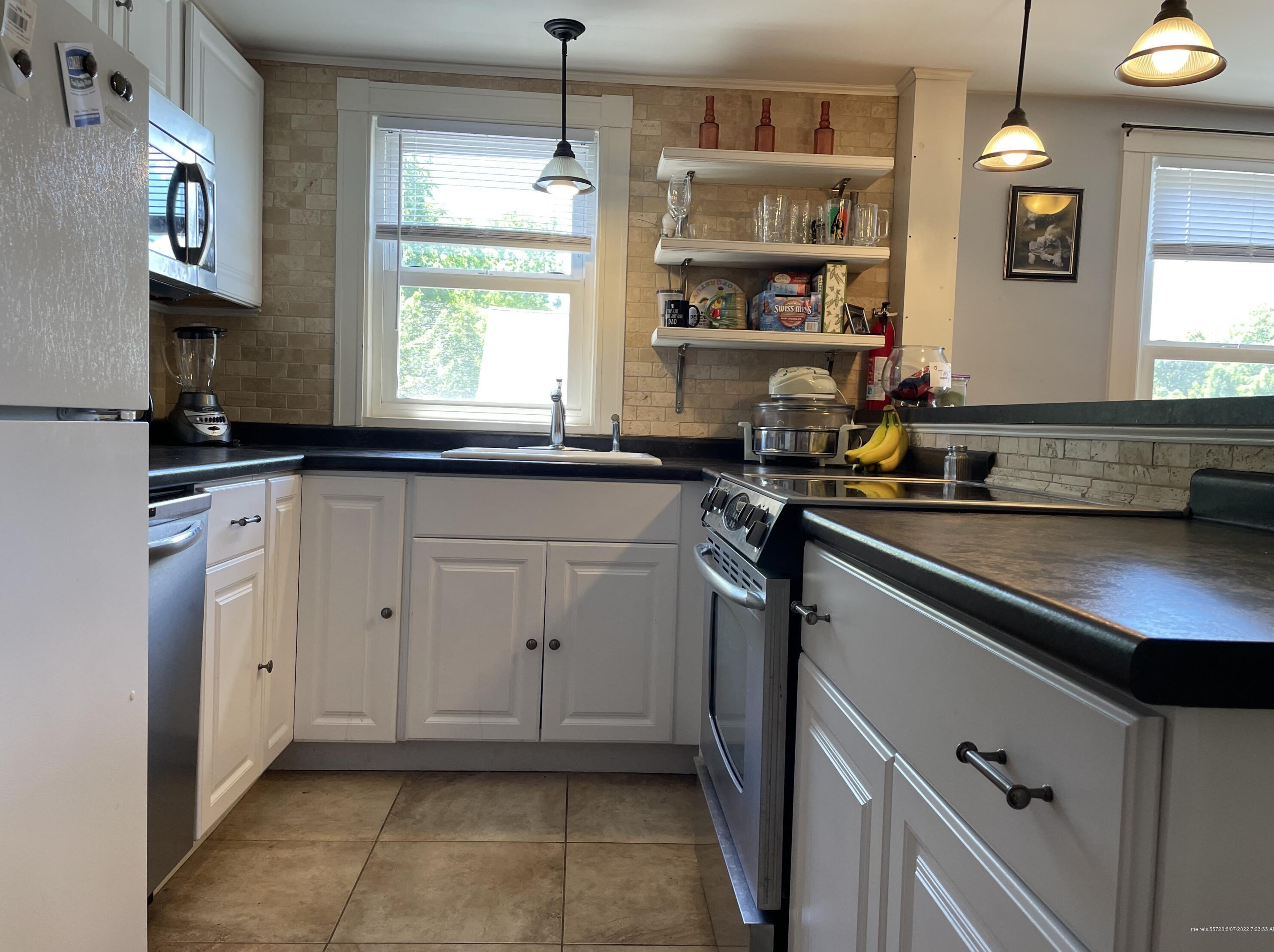 43 Bolton St, Portland ME 04102-2573 exterior