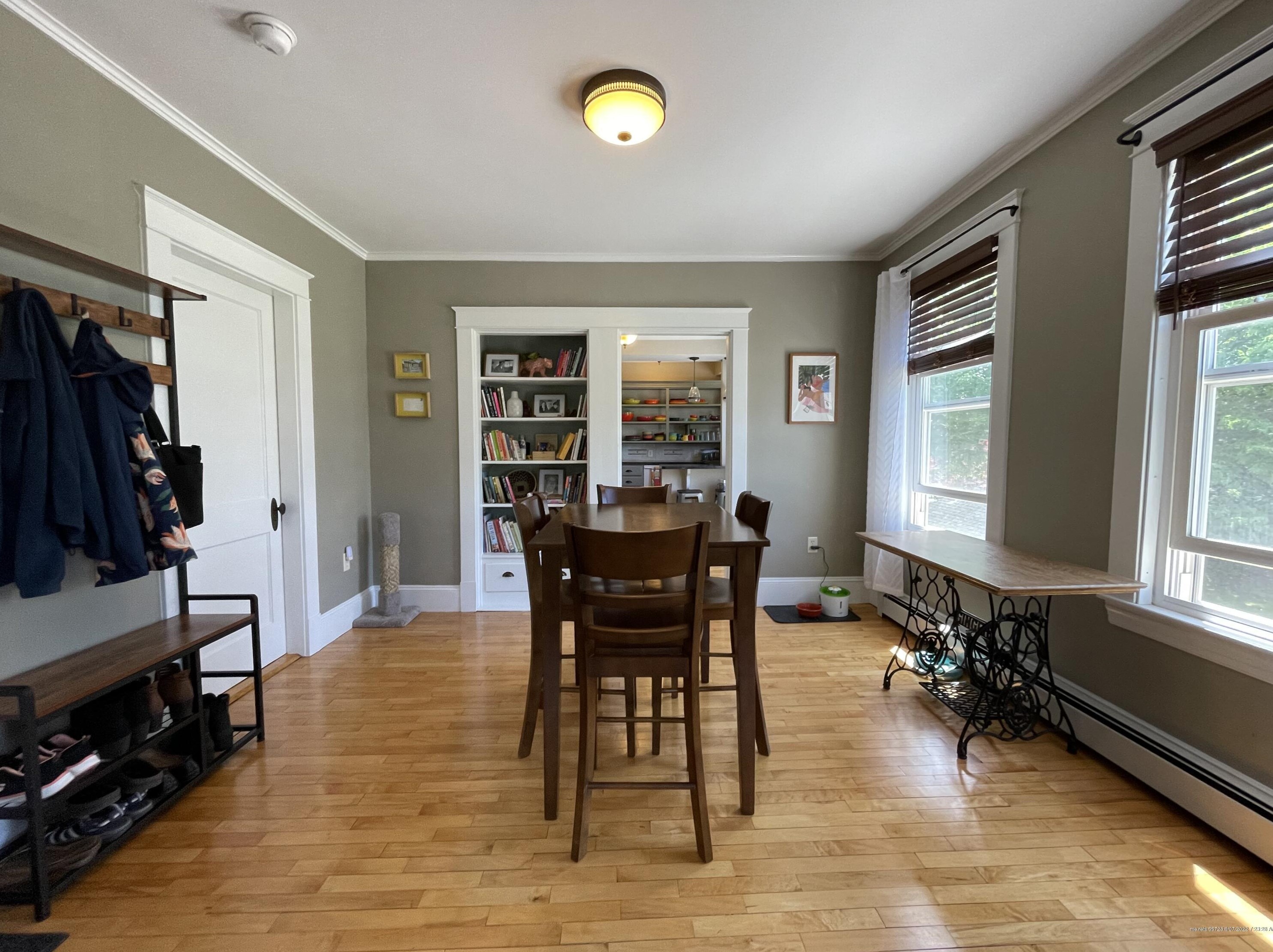 43 Bolton St, Portland ME 04102-2573 exterior