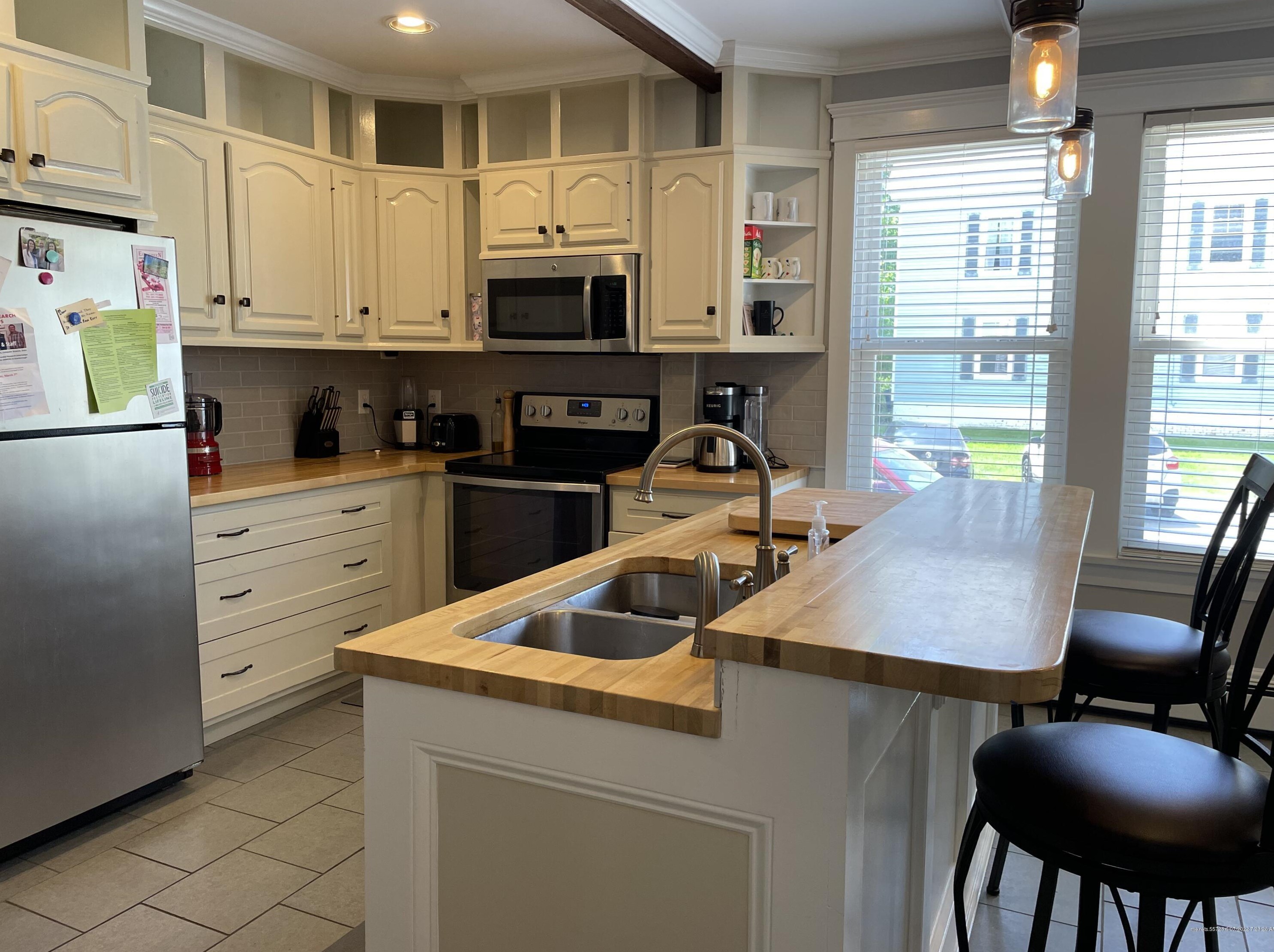 43 Bolton St, Portland ME 04102-2573 exterior