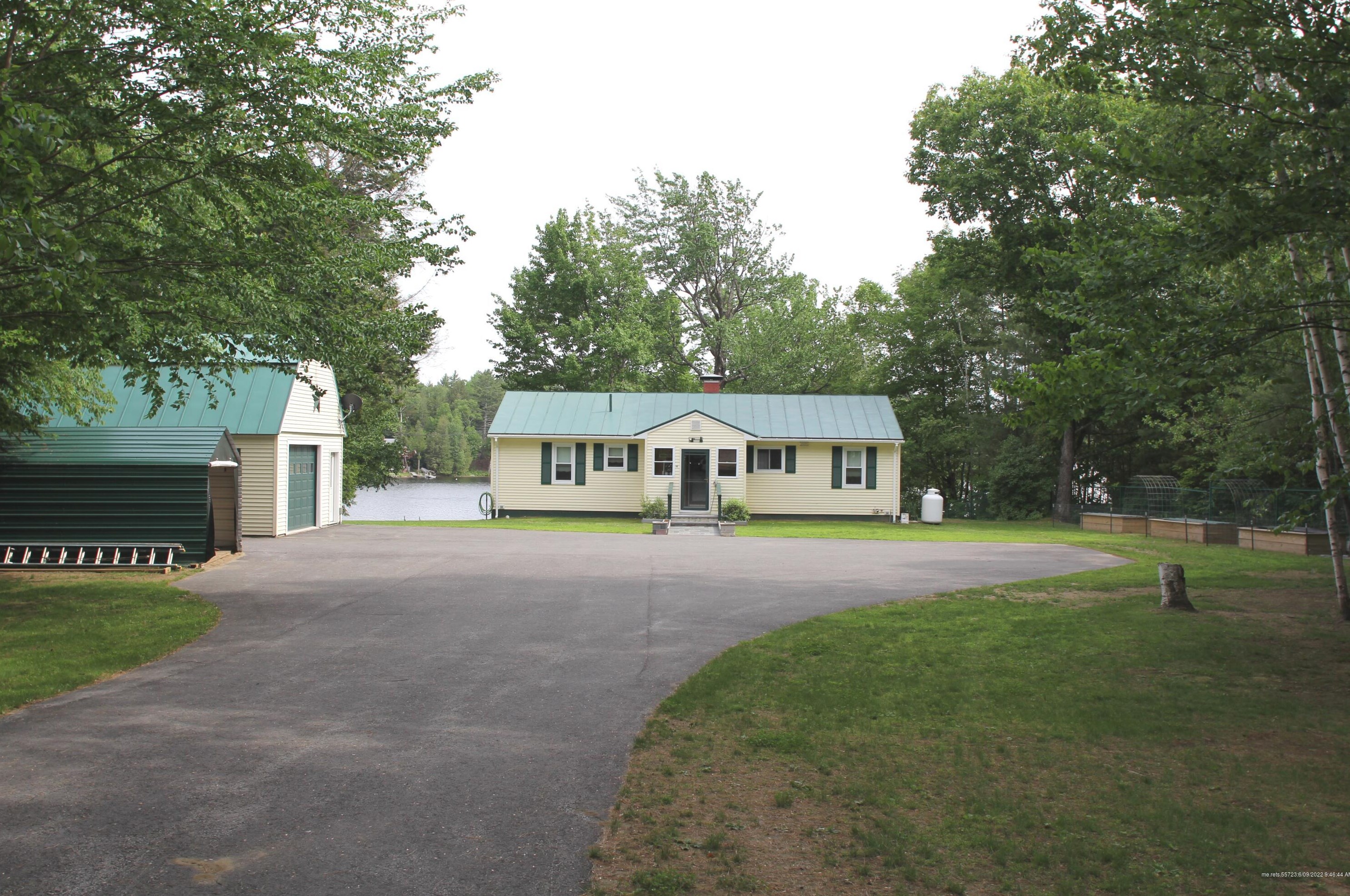 80 Abnaki Rd, Madison, ME 04950-3512