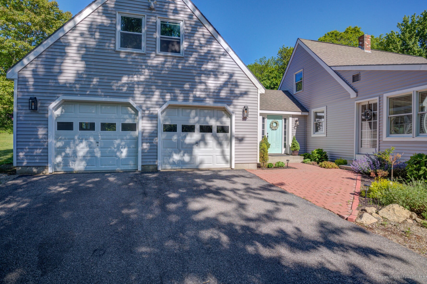 691 Old Post Rd, Kennebunkport, ME 04046 exterior