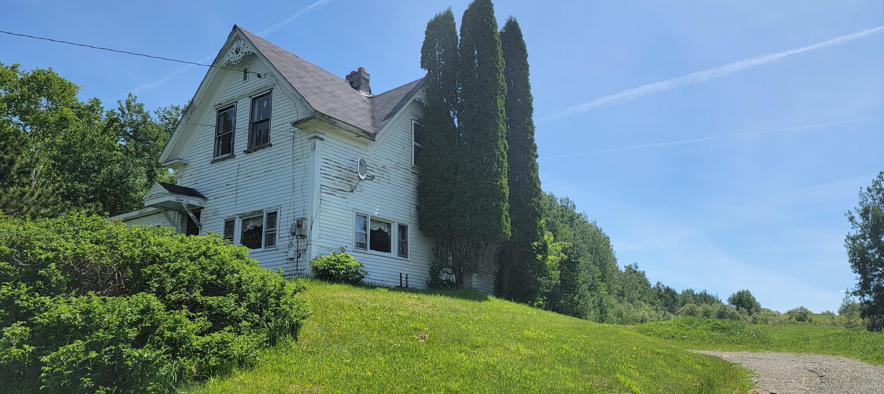 1187 Frenchville Rd, Ashland, ME 04732