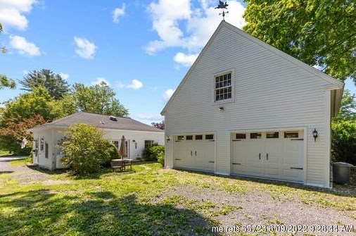 91 South St, Yarmouth, ME 04096