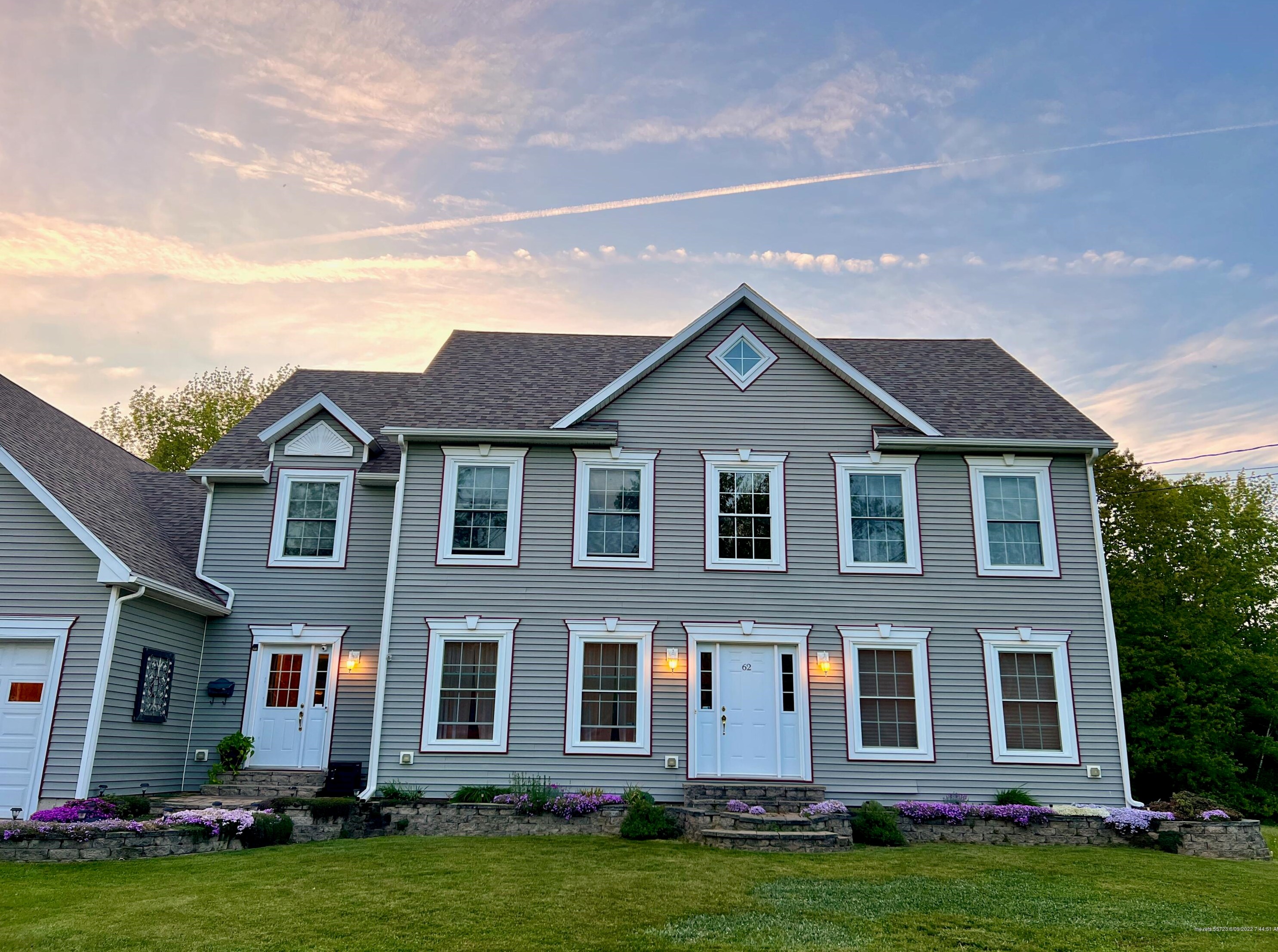 62 Grove St, Newport, ME 04953