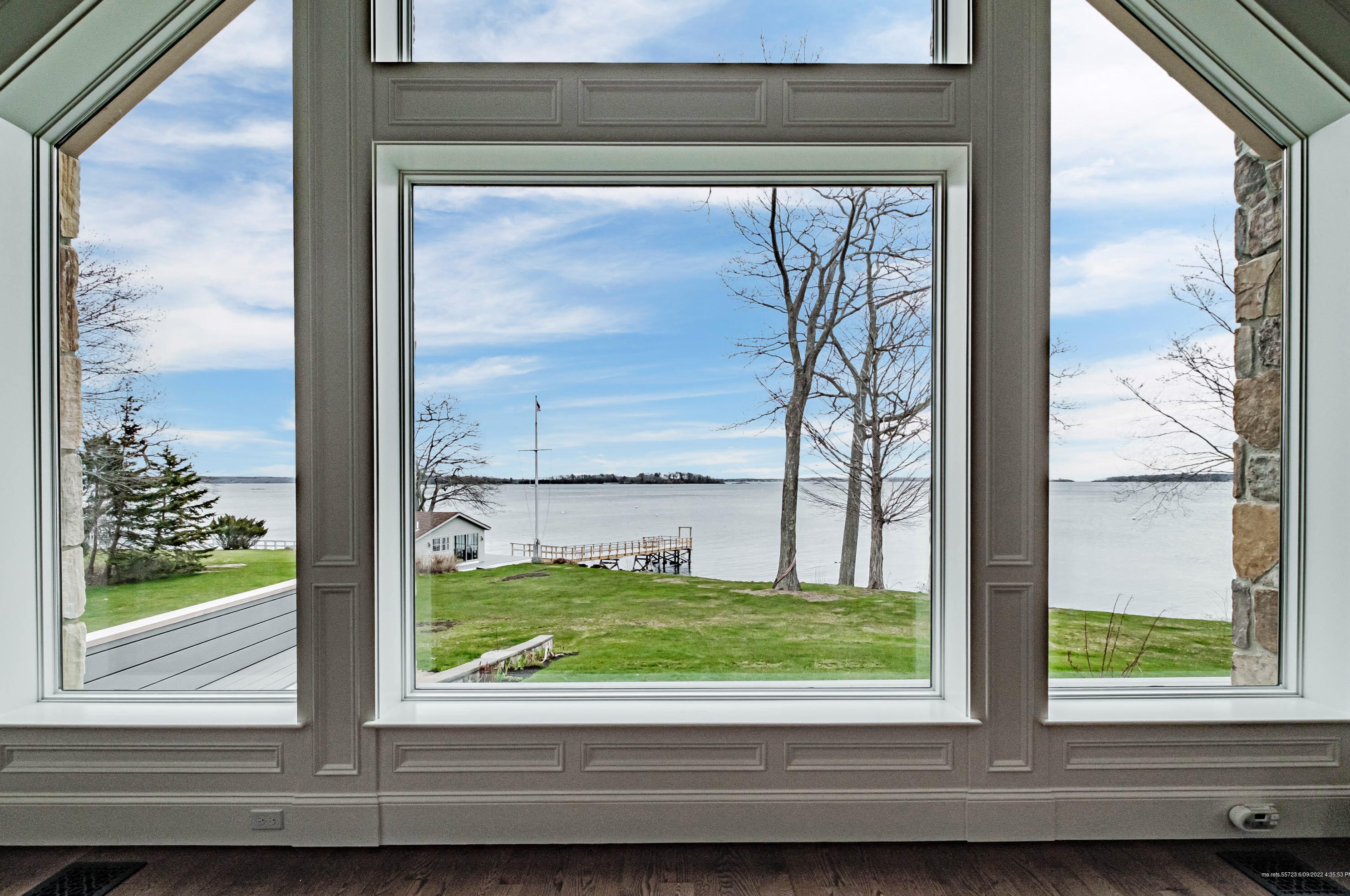 153 Foreside Rd, Portland ME  04110-1420 exterior