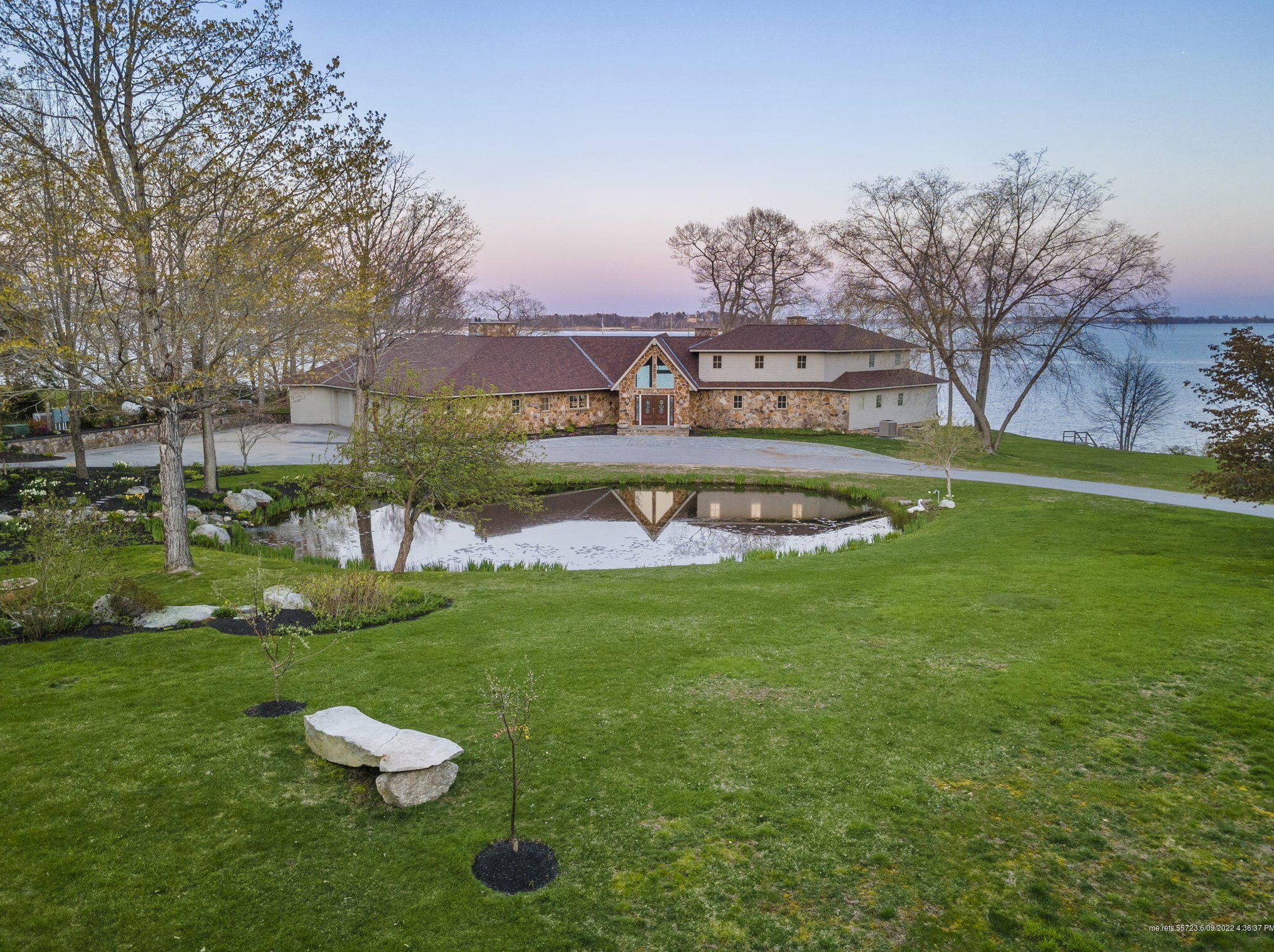 153 Foreside Rd, Portland ME  04110-1420 exterior