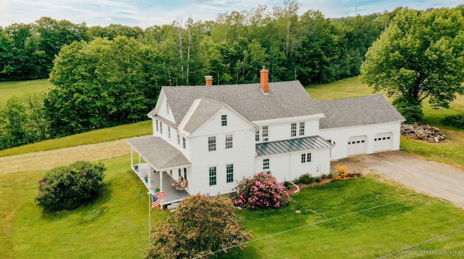 128 Pleasant St, Wilton, ME 04294